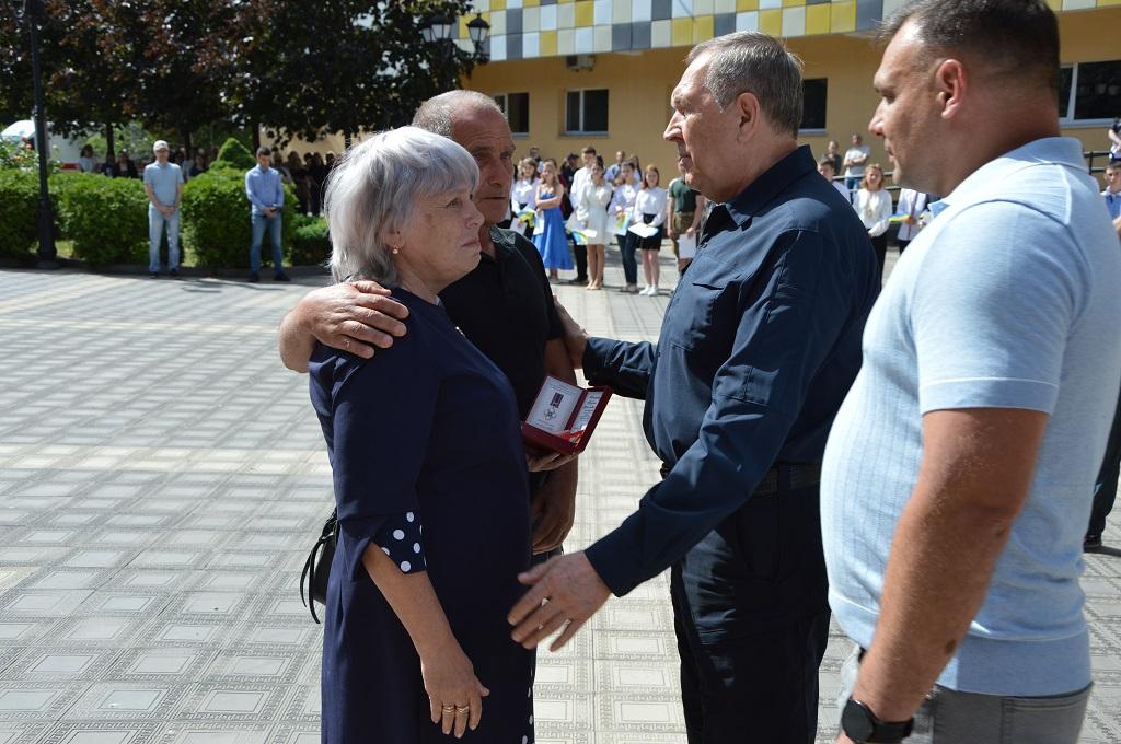 Нагорода батькам Тараса Мельстра