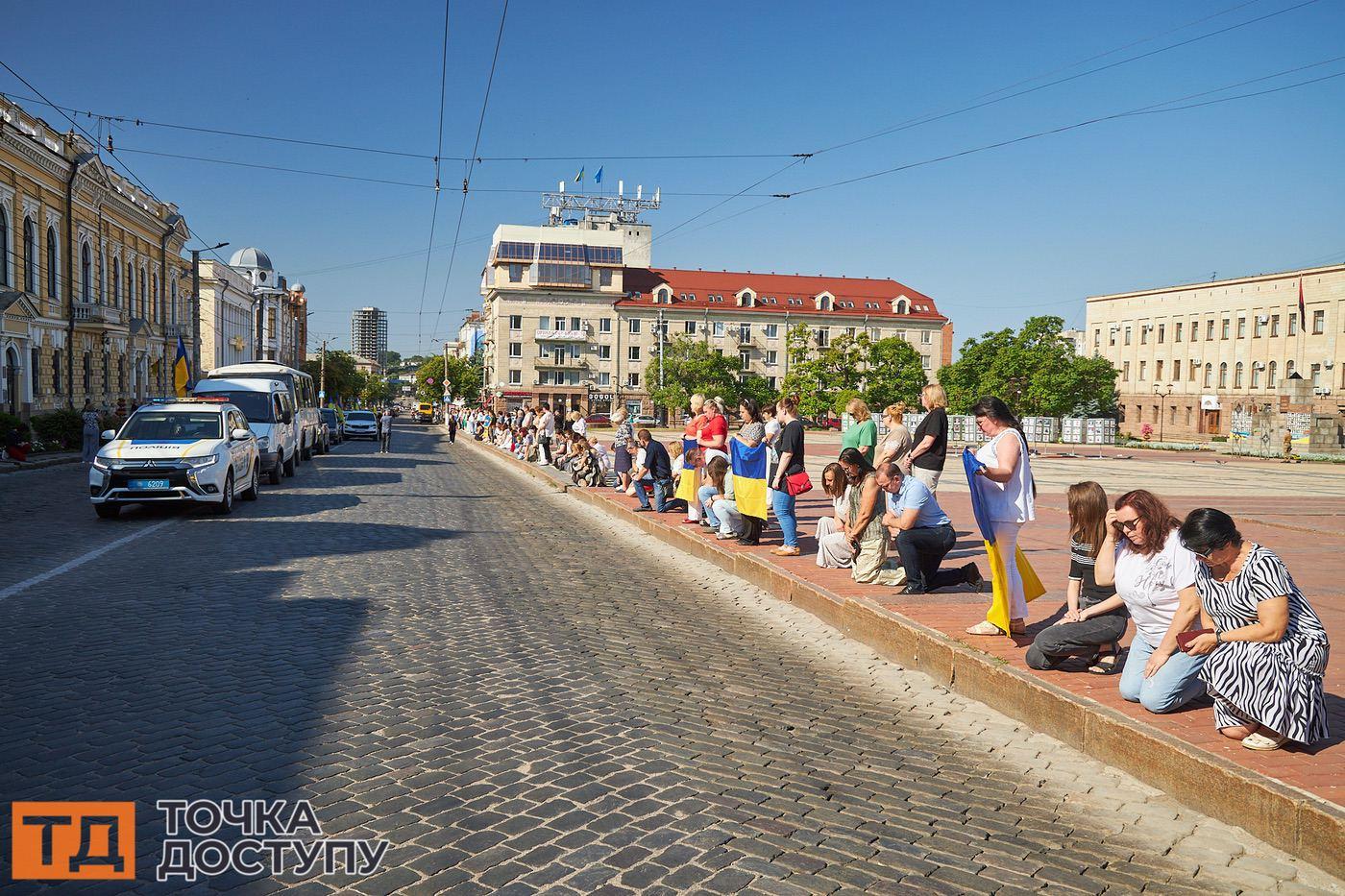 Прощання з героями, які віддали життя за Україну, пройшло в Кропивницькому.