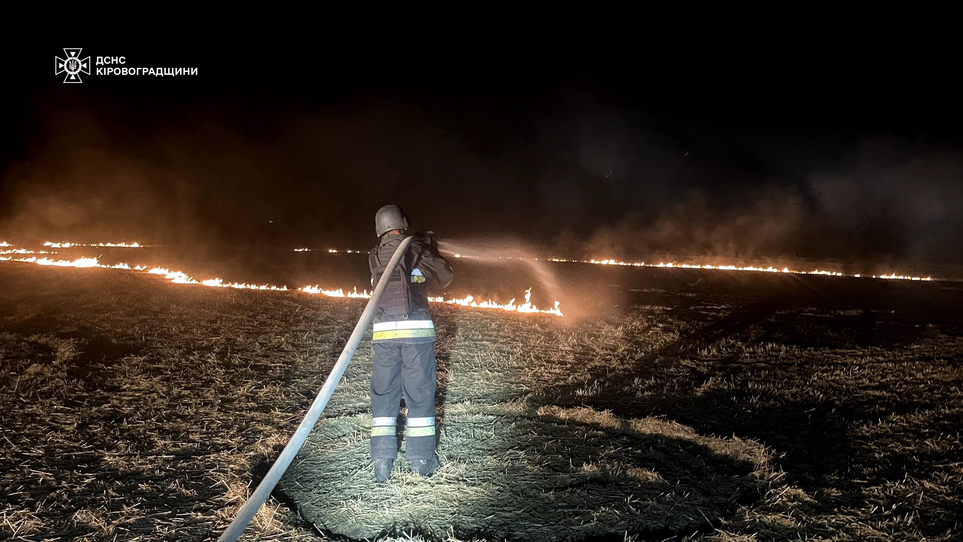 Пожежа після падіння уламків дрона
