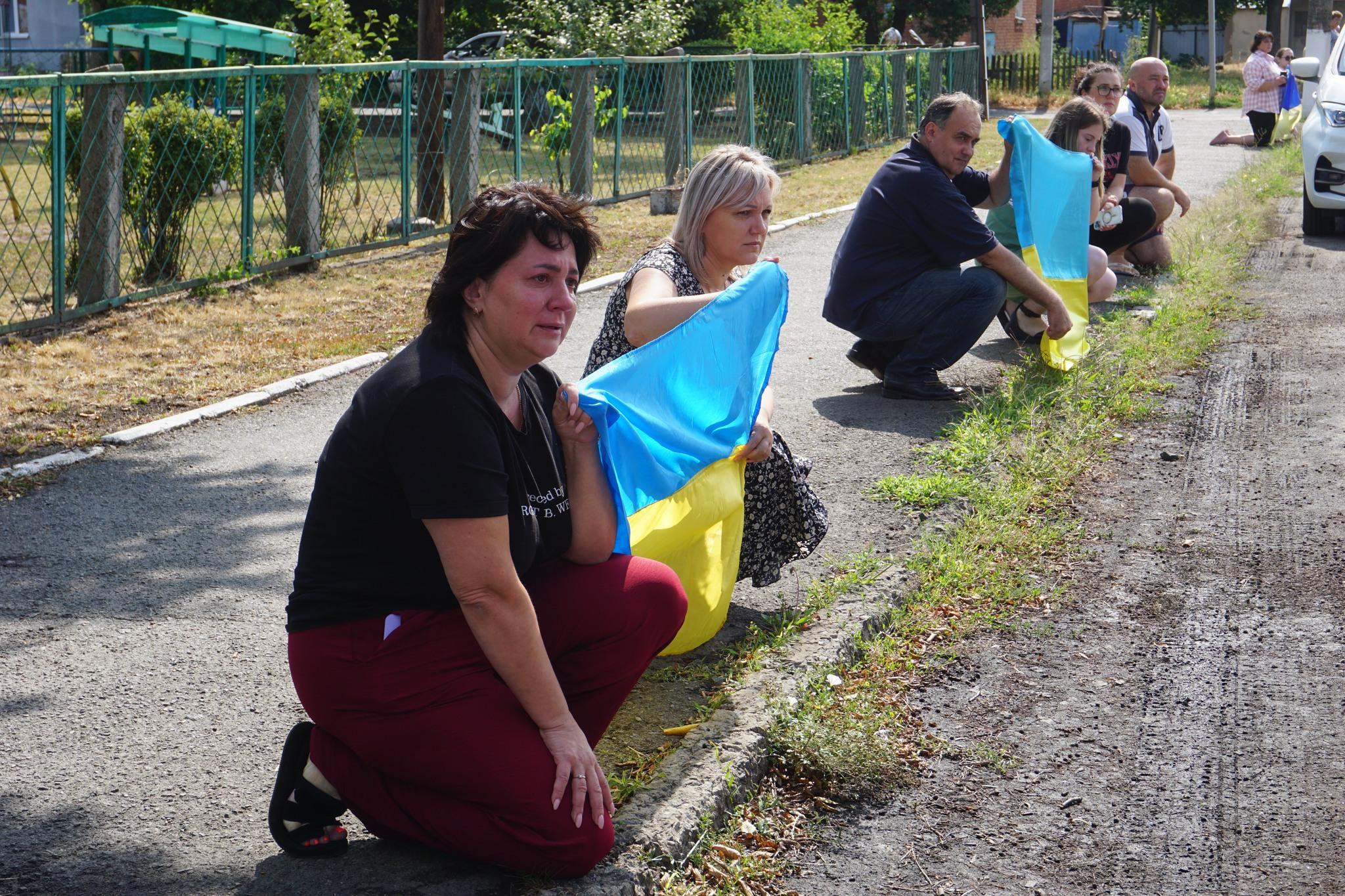 У Гайворонській громаді попрощалися з капітаном Євгеном Базевичем, який загинув на Херсонщині
