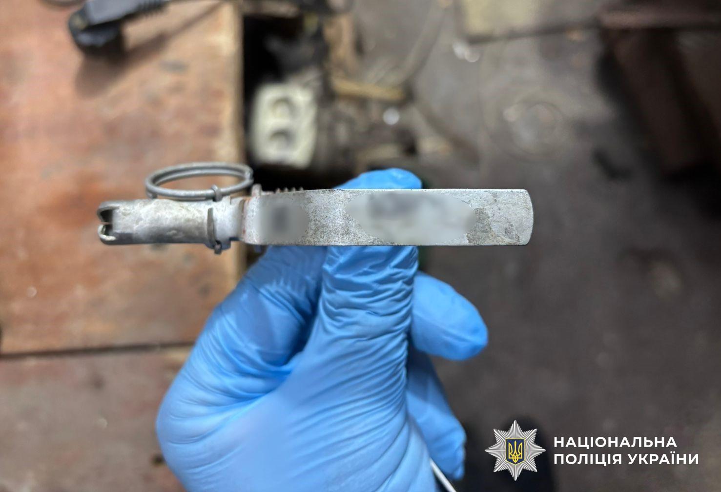 Плантація конопель і корпус гранати: на Кіровоградщині затримали чоловіка