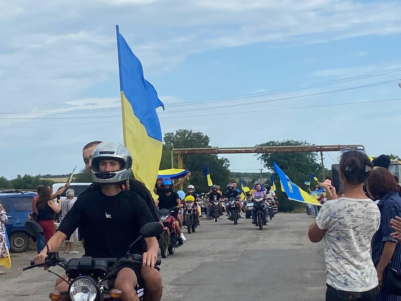 Зустріли звільненого з полону Сергія Іващенка