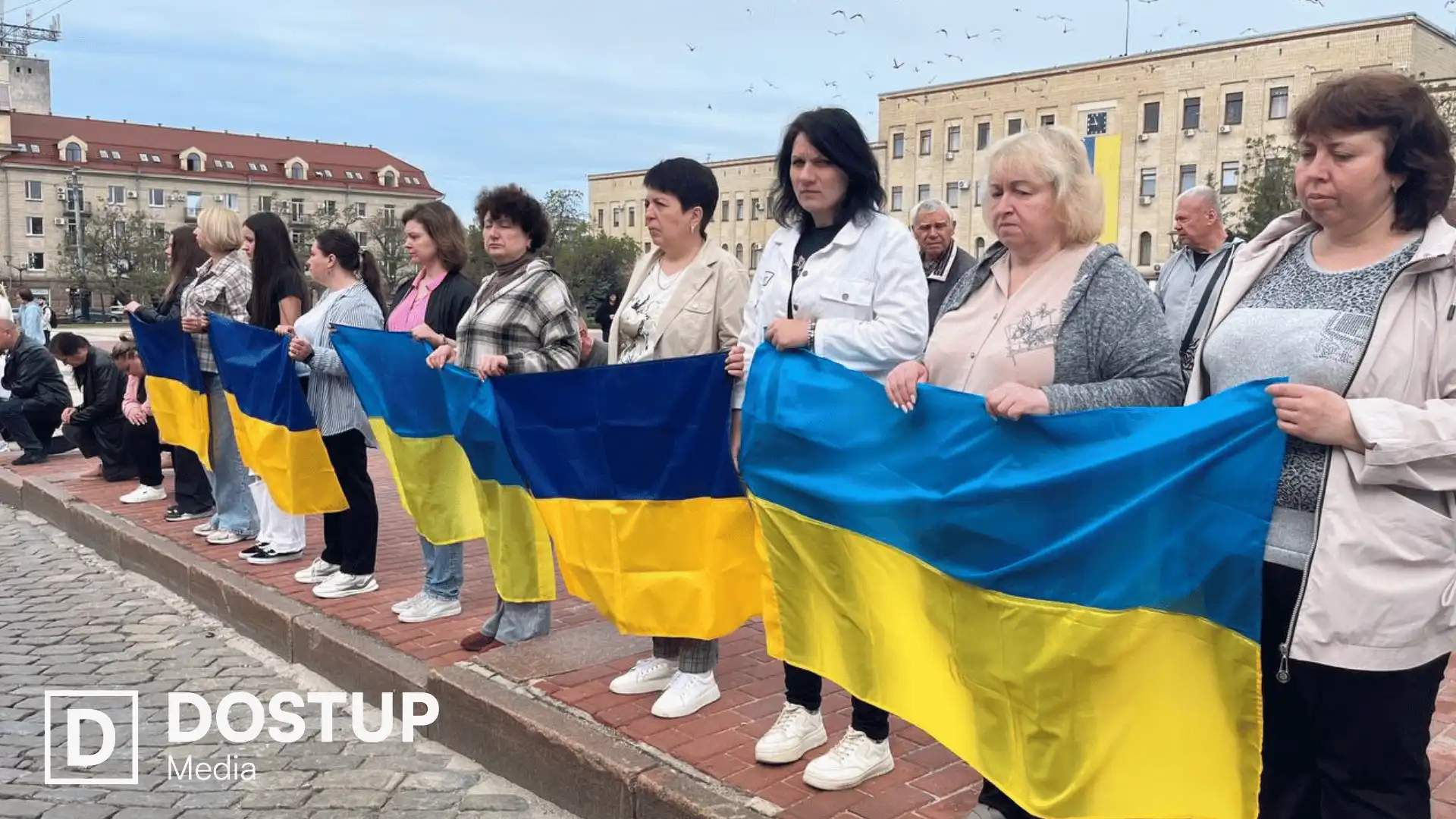 Небайдужі кропивничани віддають шану загиблим воїнам у Кропивницькому