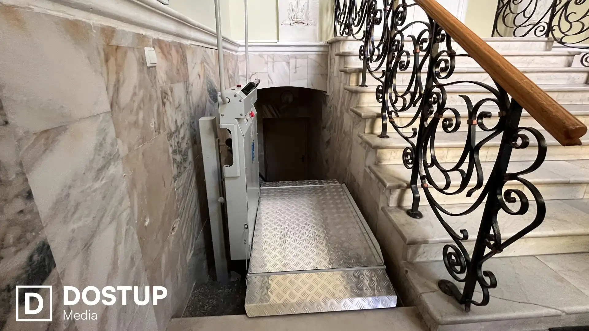 “Коли музей стає доступним для всіх”: у краєзнавчому музеї в Кропивницькому облаштували пандус