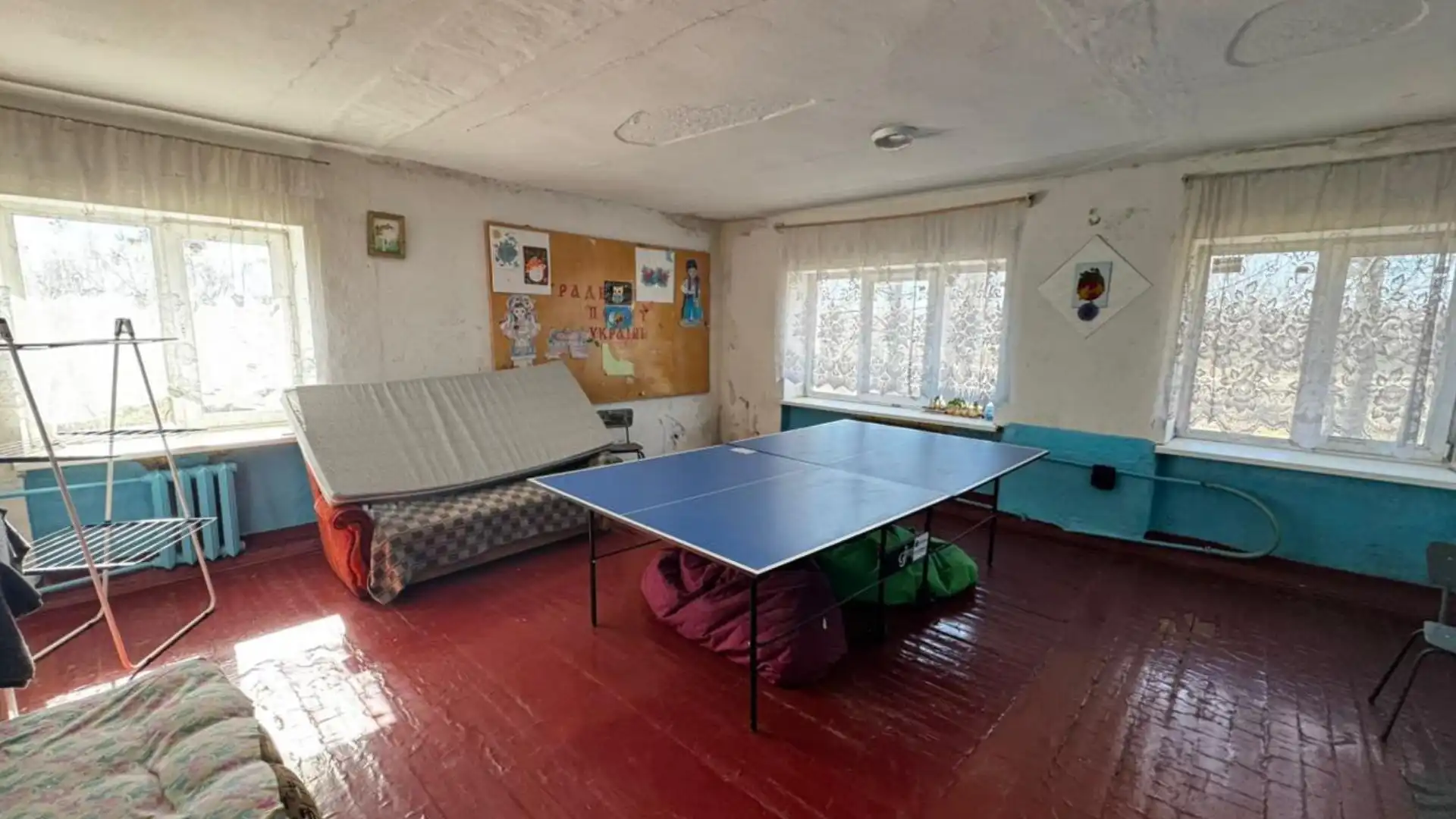 У Помічній у житлі для переселенців знайшли плісняву та грибок: що каже голова громади