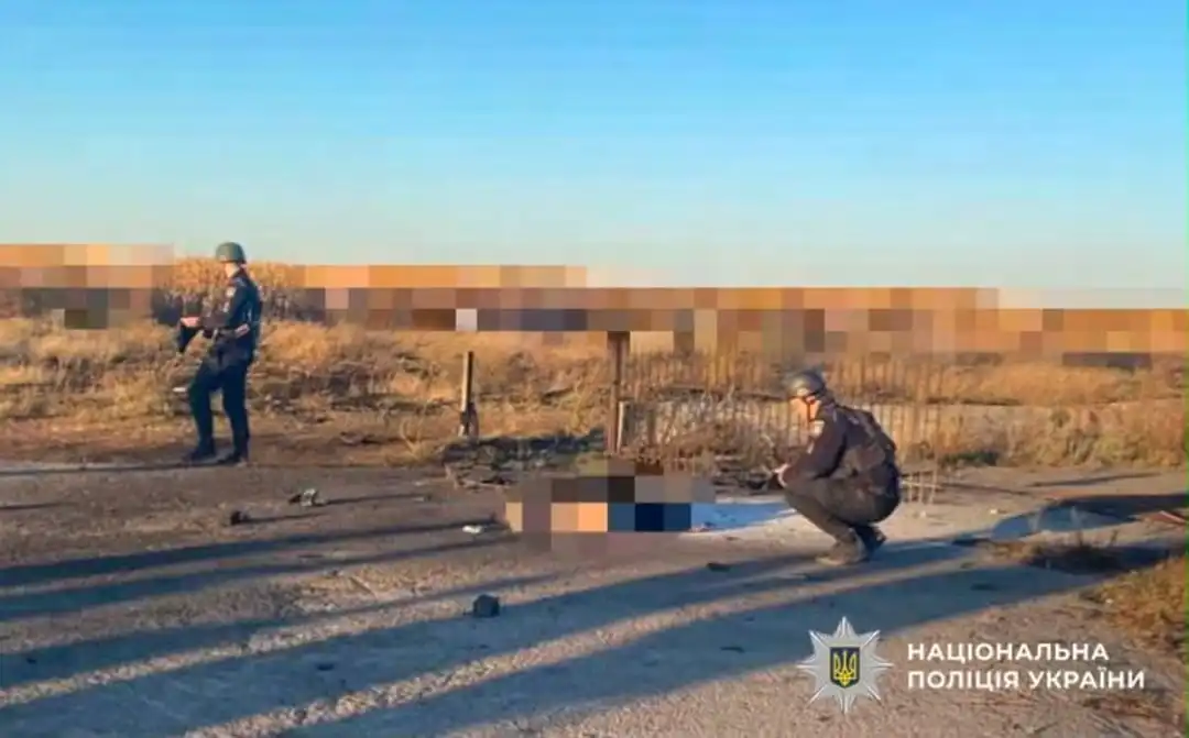 Поліцейські працюють на місці обстрілу в Гайвороні на Кіровоградщині