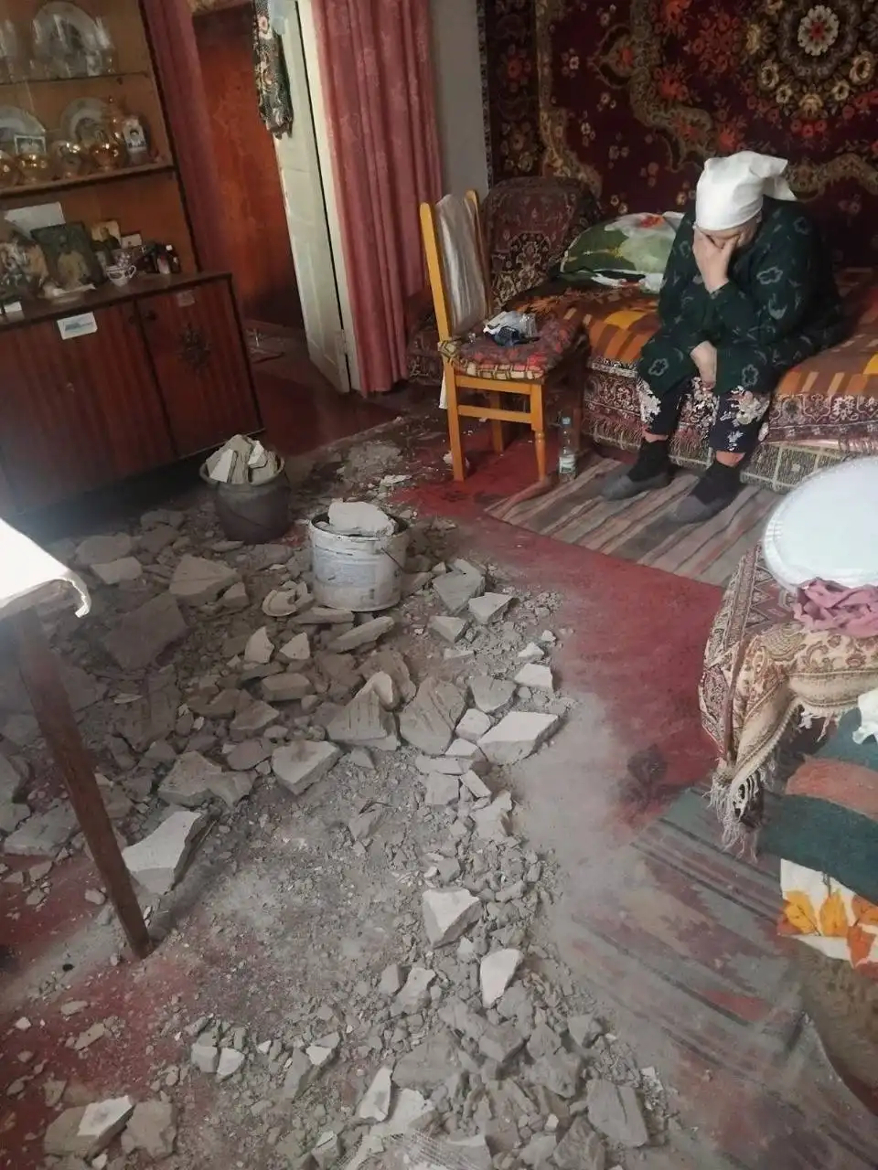 Пошкоджене житло в Олександрії після обстрілу