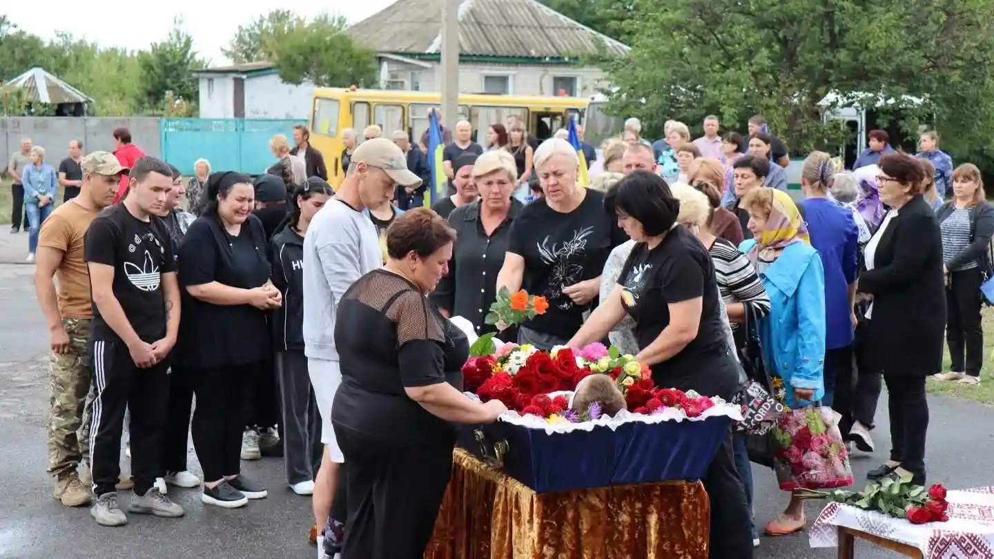 З військовим Сергієм Марцинкевичем попрощалися в Онуфріївській громаді