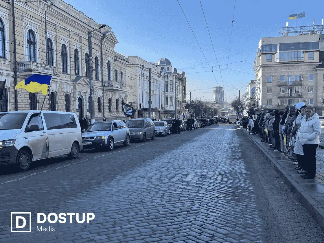 Кропивничани під час хвилини мовчання