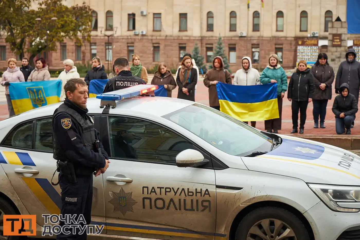 Захисника України у Кропивницькому провели в останню путь із почестями та вдячністю за його мужність.