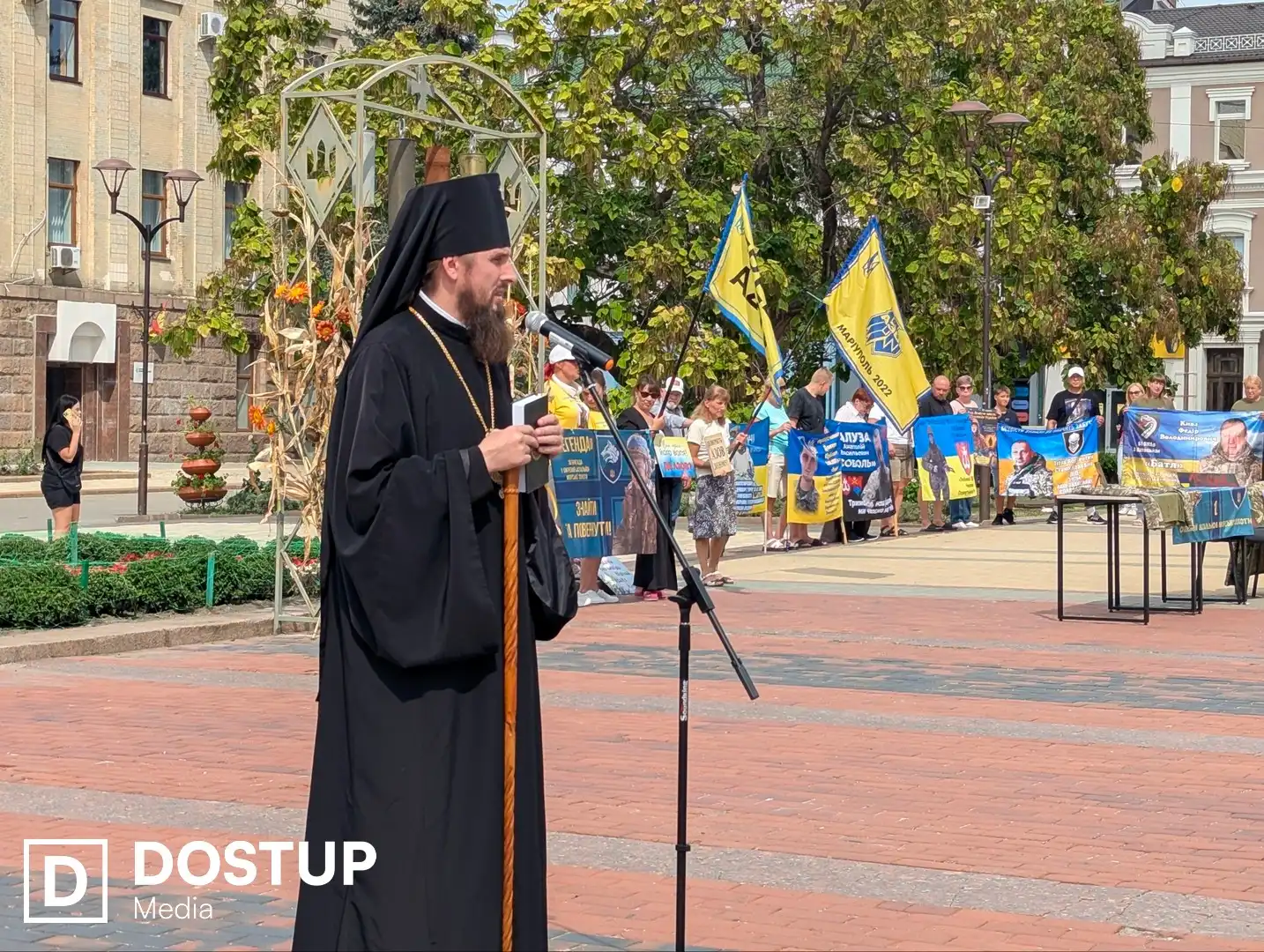 Владика Марк звершує спільну молитву за зниклих безвісти та полонених у Кропивницькому