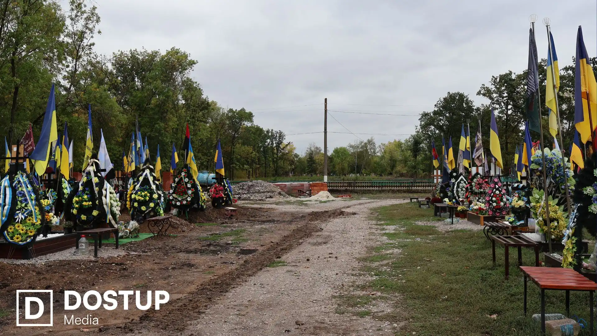 Роботи тривають третій рік: як просувається облаштування Алеї почесних поховань у Кропивницькому