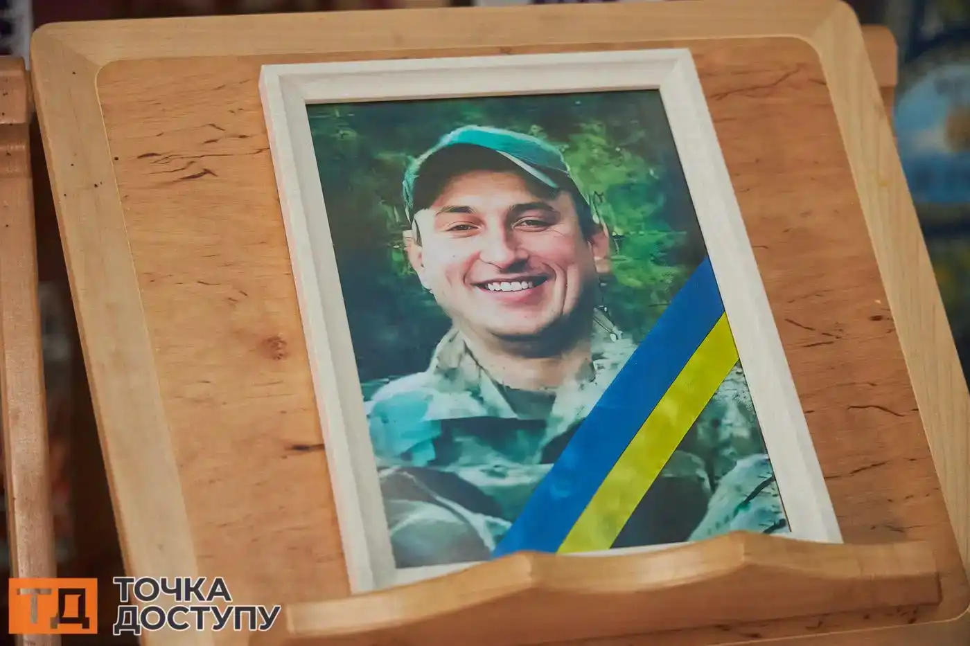 Уперше у гарнізонному храмі Кропивницького відбувся чин прощання із загиблим захисником