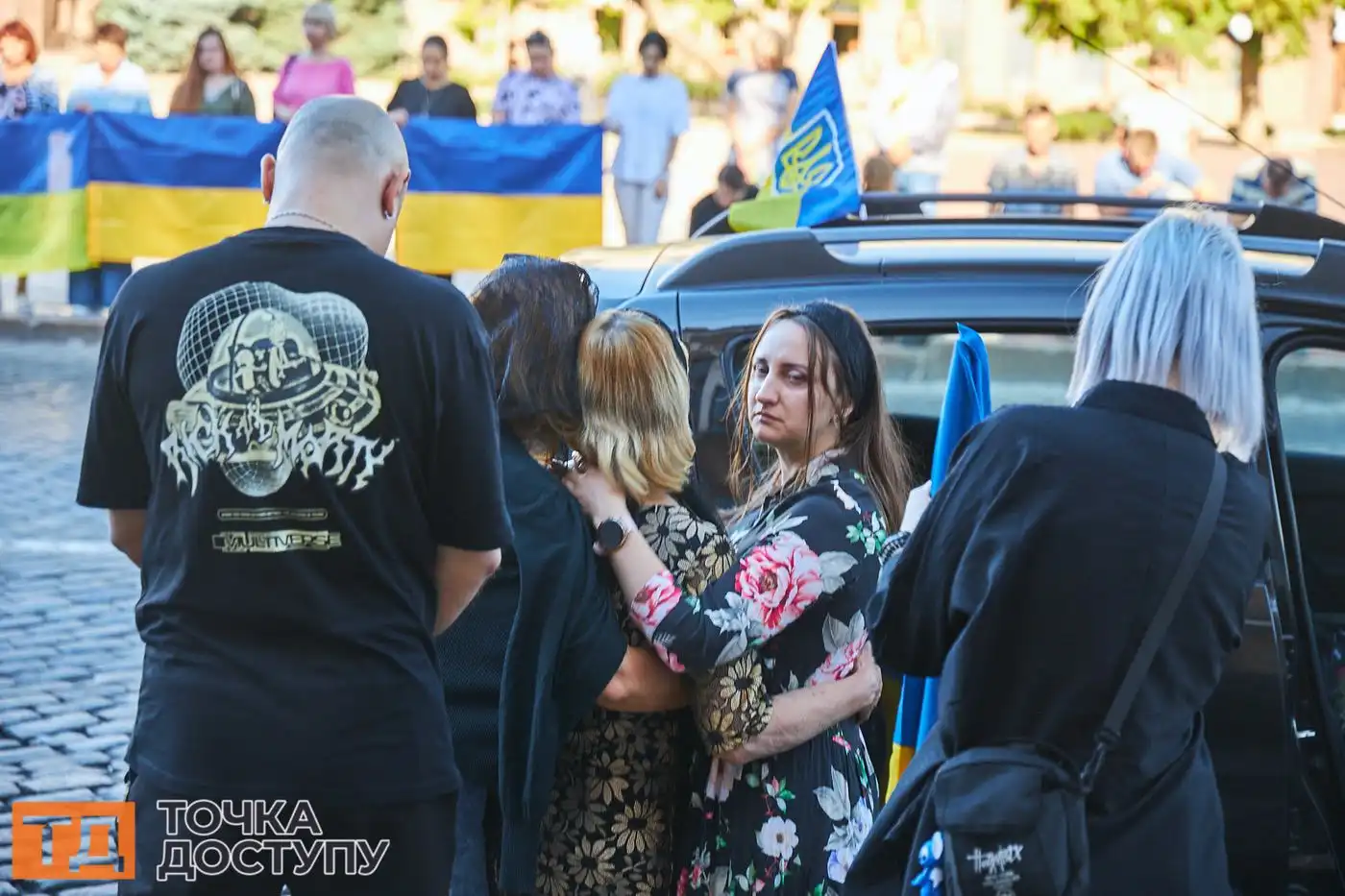У центрі Кропивницького відбулося прощання з полеглим захисником України.