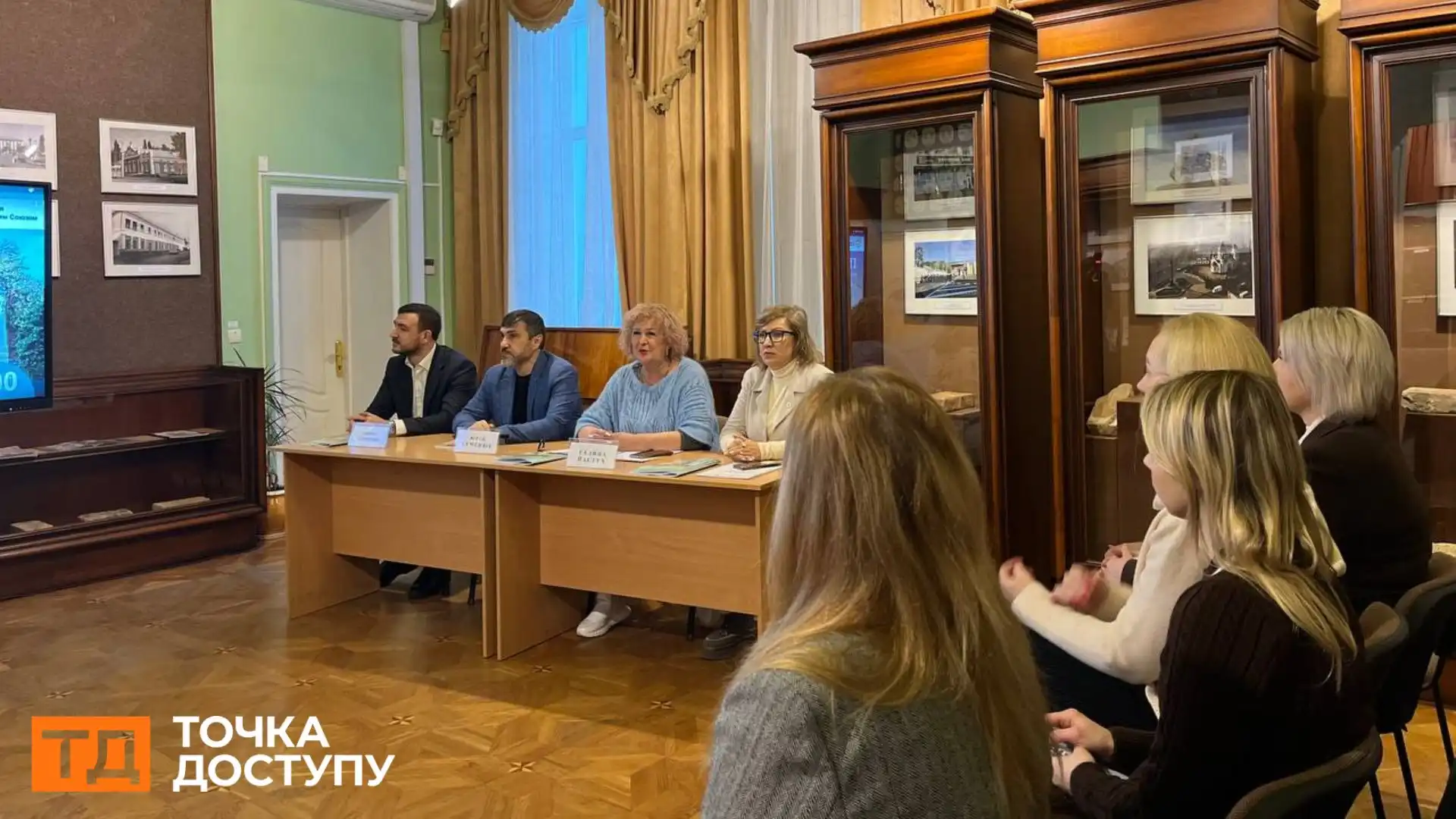 Єдине в Україні музейне дзеркало доповненої реальності відкрили у Кропивницькому