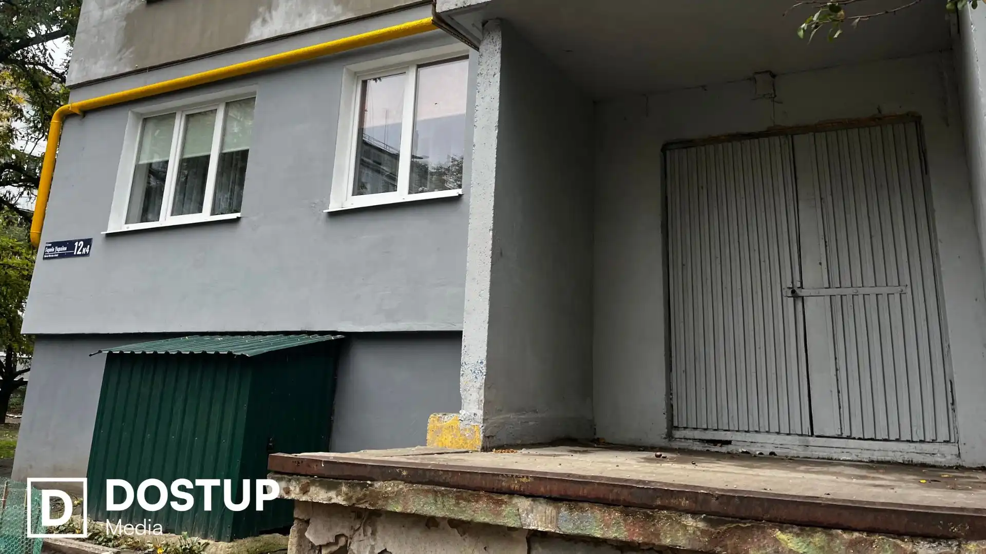 Що з дахом, ліфтом і вікнами: як відновлюють будинок на Героїв України у Кропивницькому після російської атаки