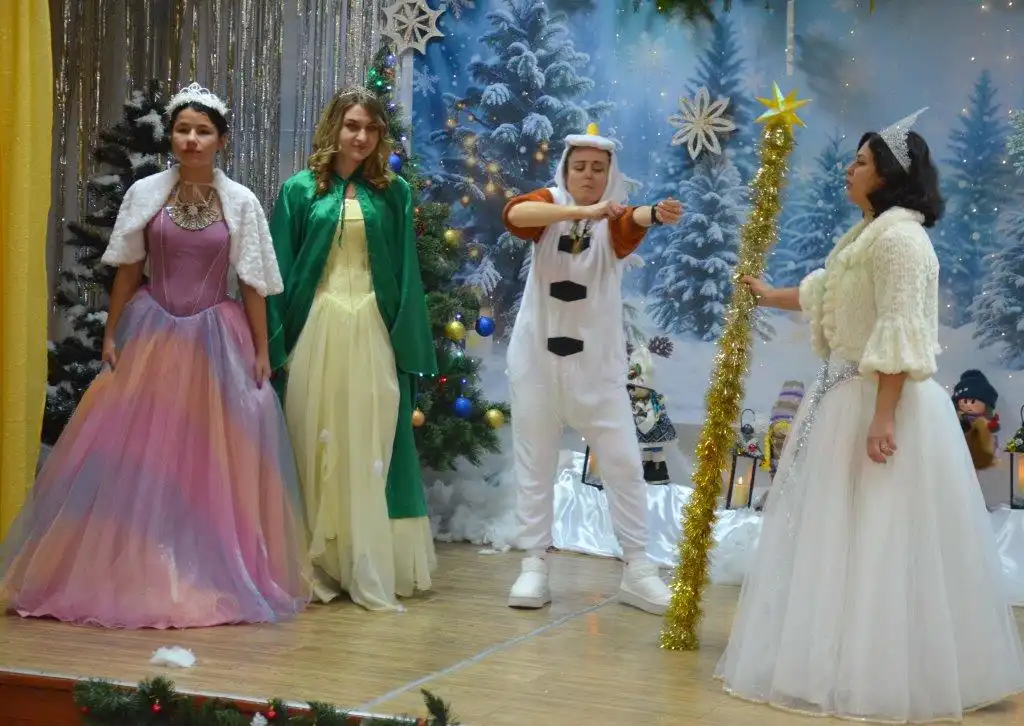 вистава у спецшколі в Новомиргороді