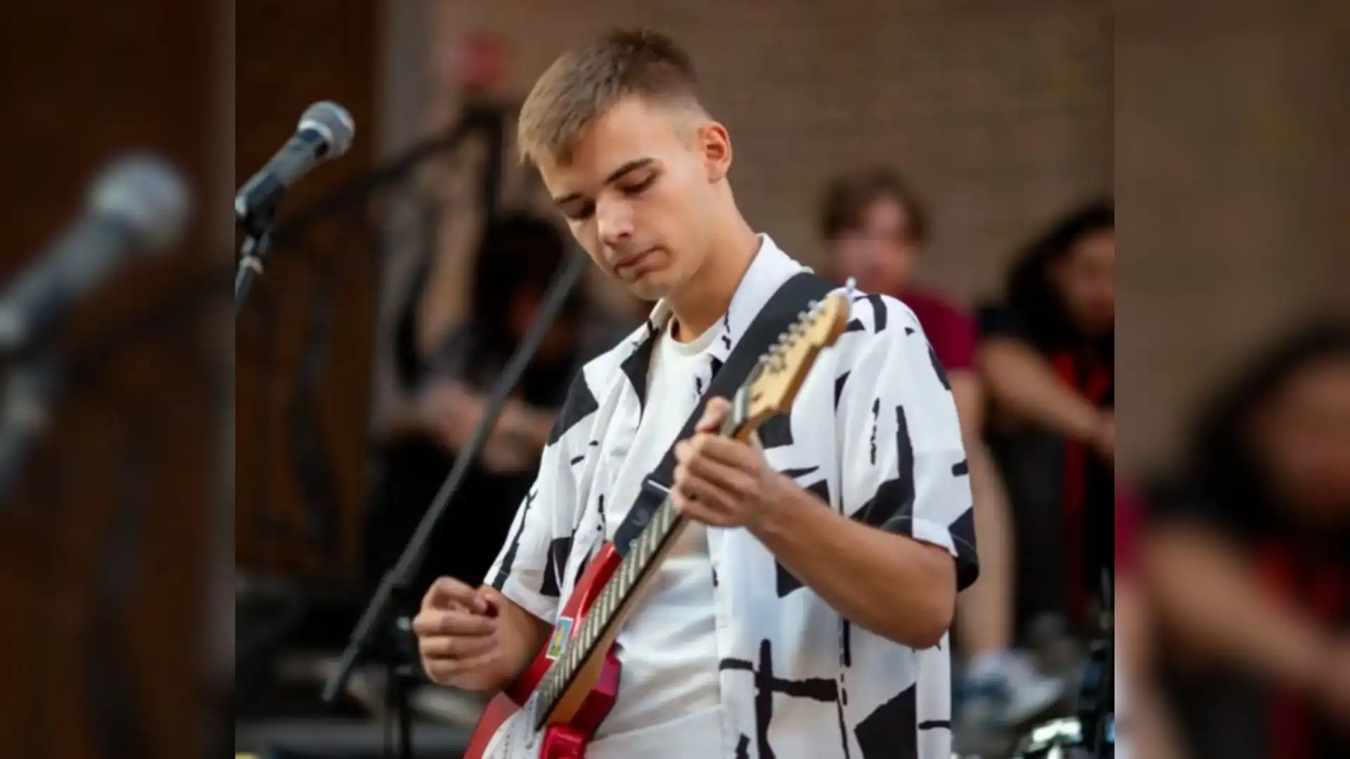 Закохані в Кропивницький: вуличні музиканти міста – хто вони й що про них відомо