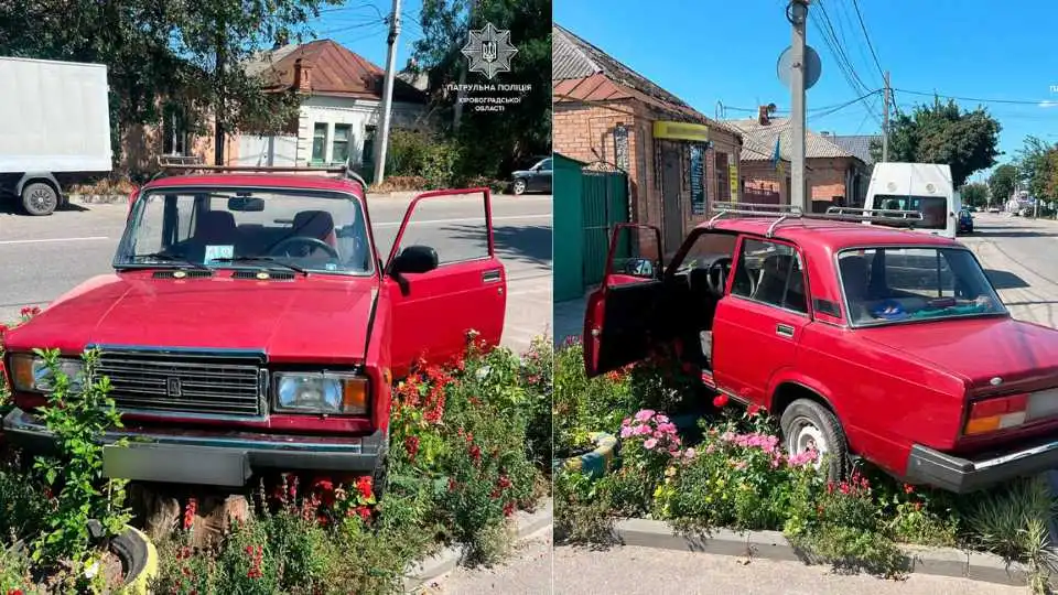 У Кропивницькому зіткнулися ВАЗ і Mazda: одна машина влетіла в дерево, інша — на клумбу