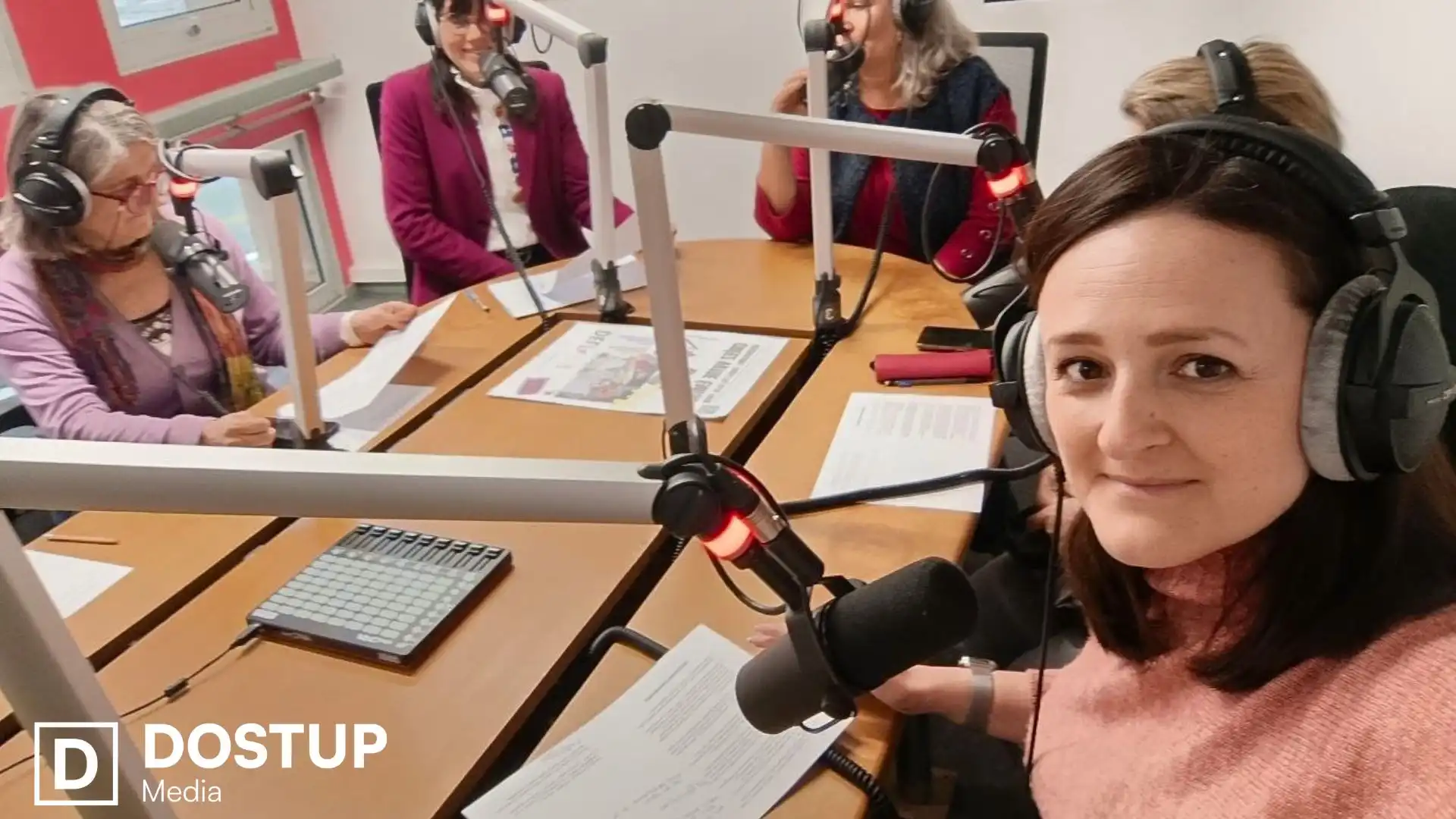 Вчили французьку і навчали іноземців розмальовувати писанки: як учні з Кропивницького побували на обміні у Франції