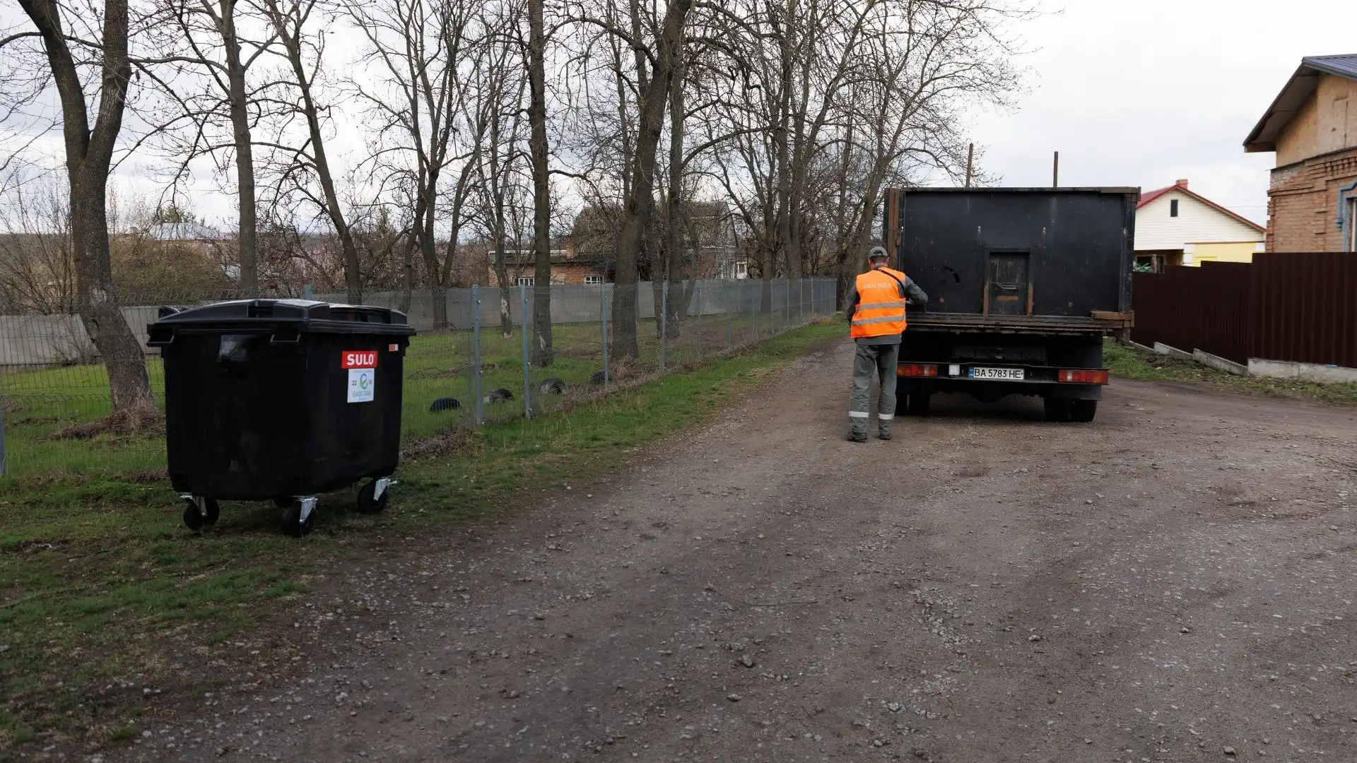 У приватному секторі Кропивницького встановили ще 180 контейнерів для сміття  