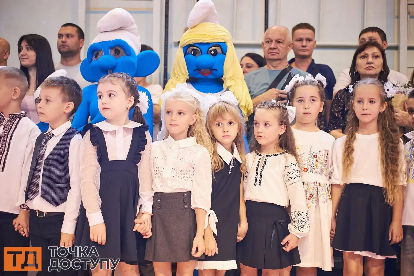 Школи Кропивницького відкрили двері для учнів у День першого дзвоника.
