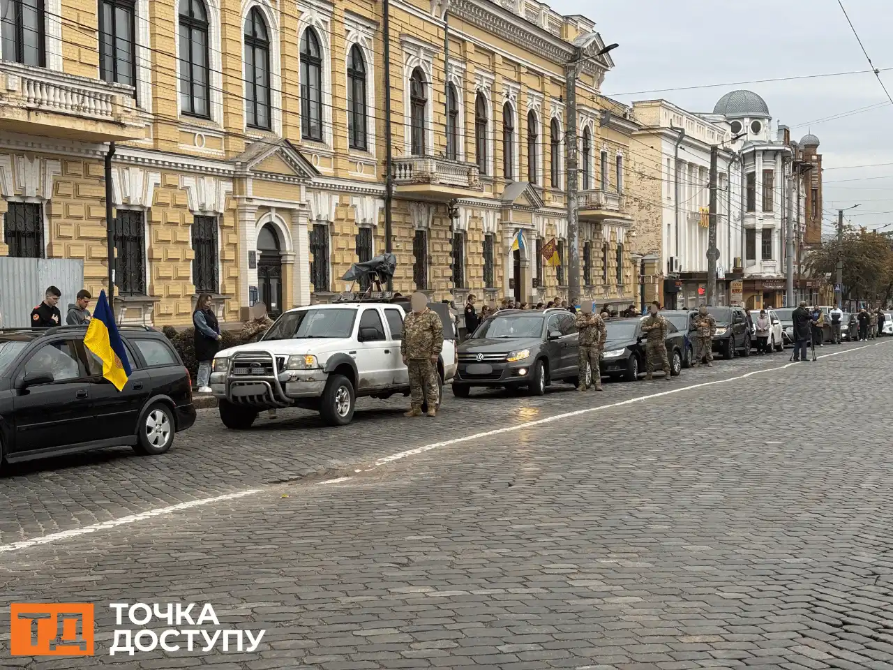 Рідні полеглих захисників на площі Героїв Майдану
