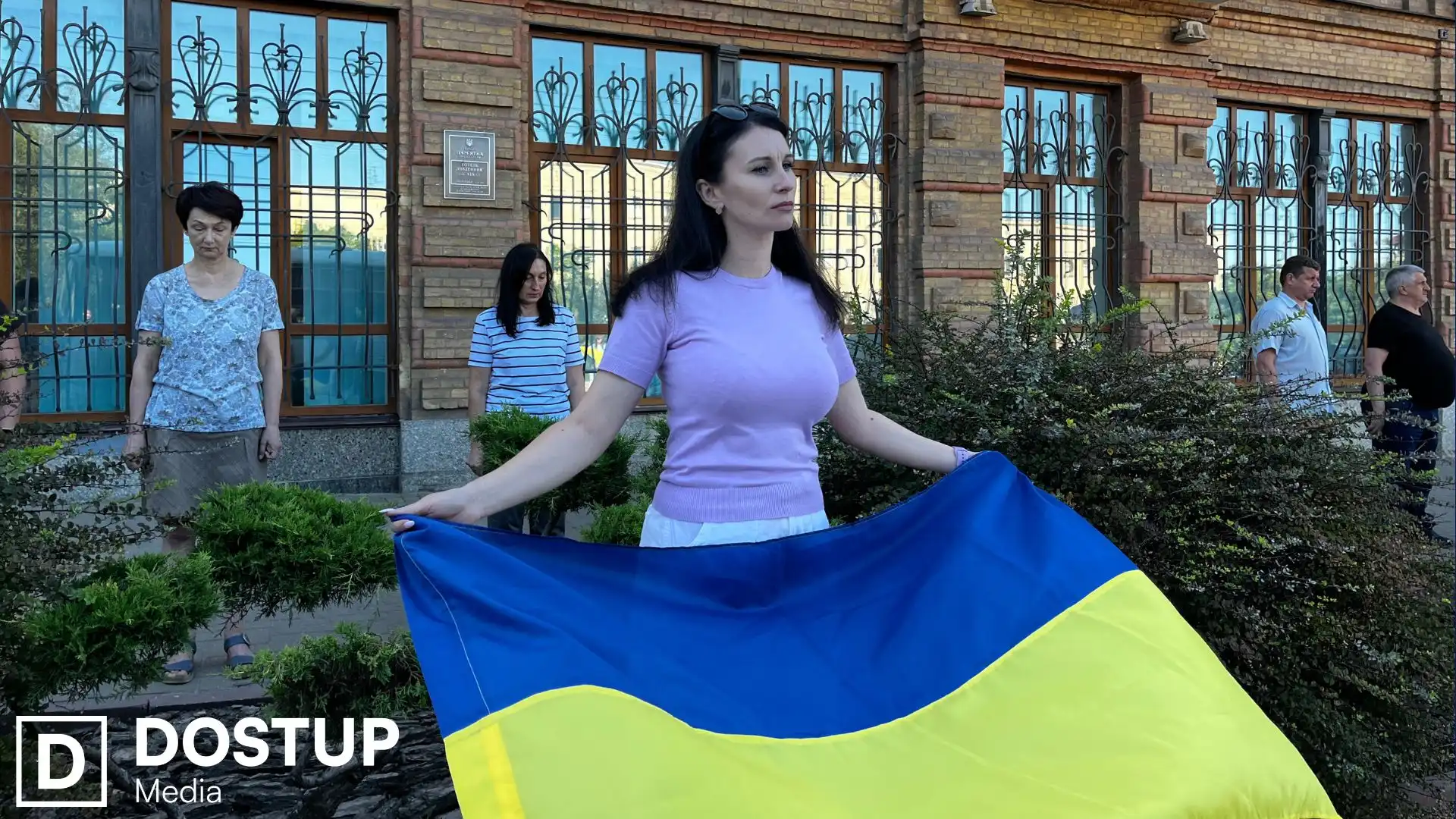 З трьома захисниками попрощалися у Кропивницькому: містом проїхав траурний кортеж