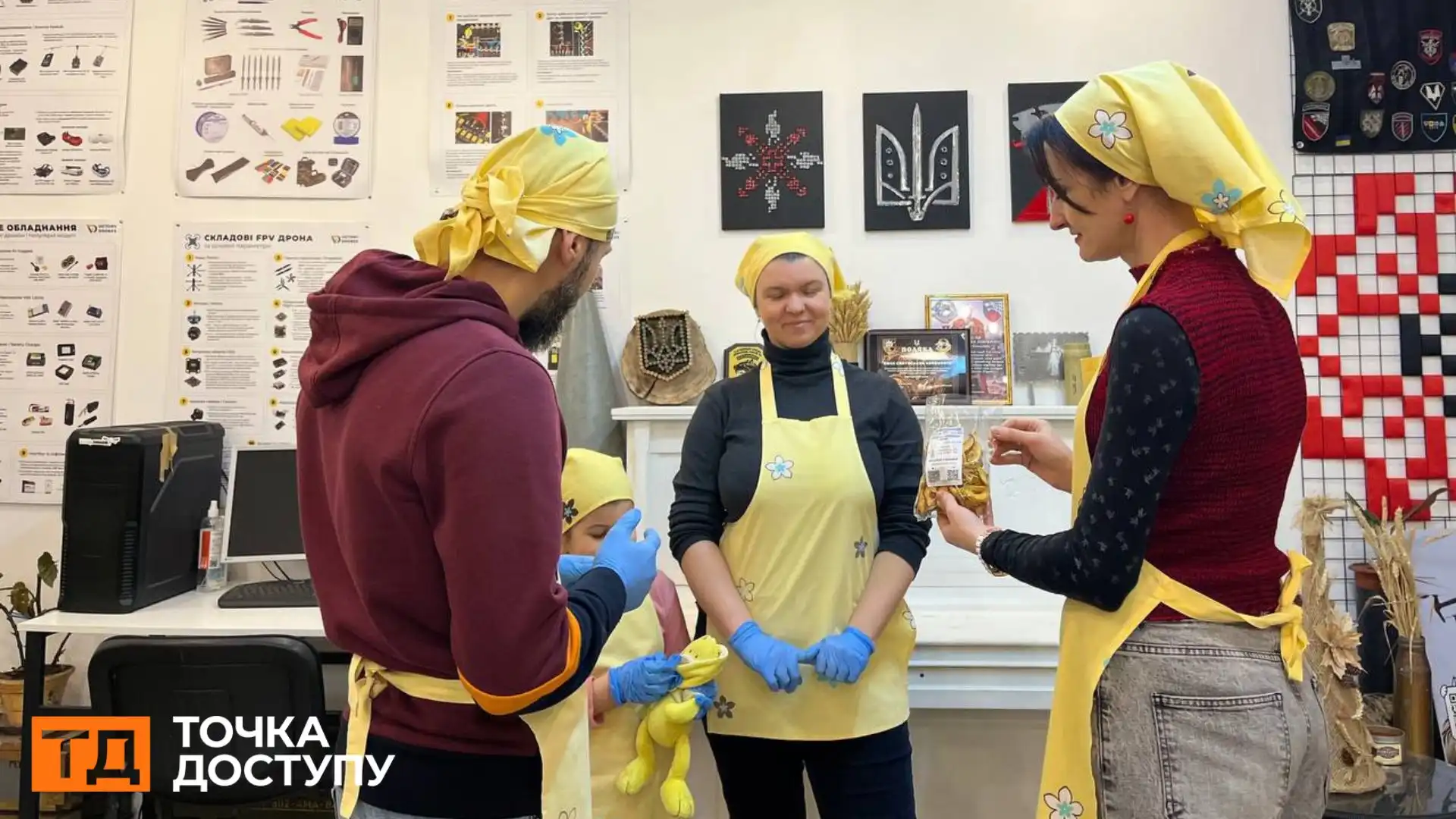 “Корисні смаколики від зайчика”: як у Кропивницькому вже два роки діти й родини допомагають фронту