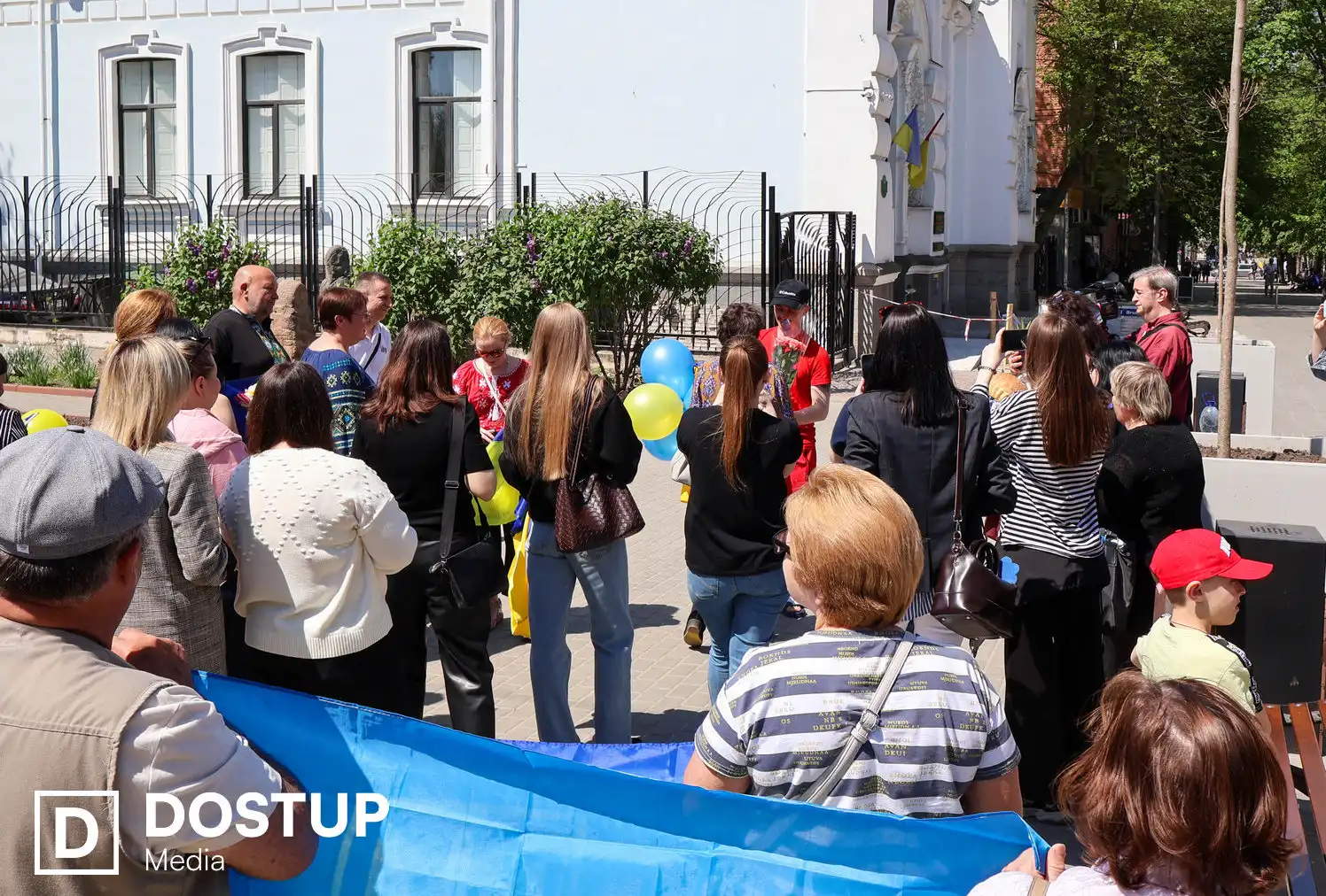 як зустрічали звільненого з полону Артема Владімірова