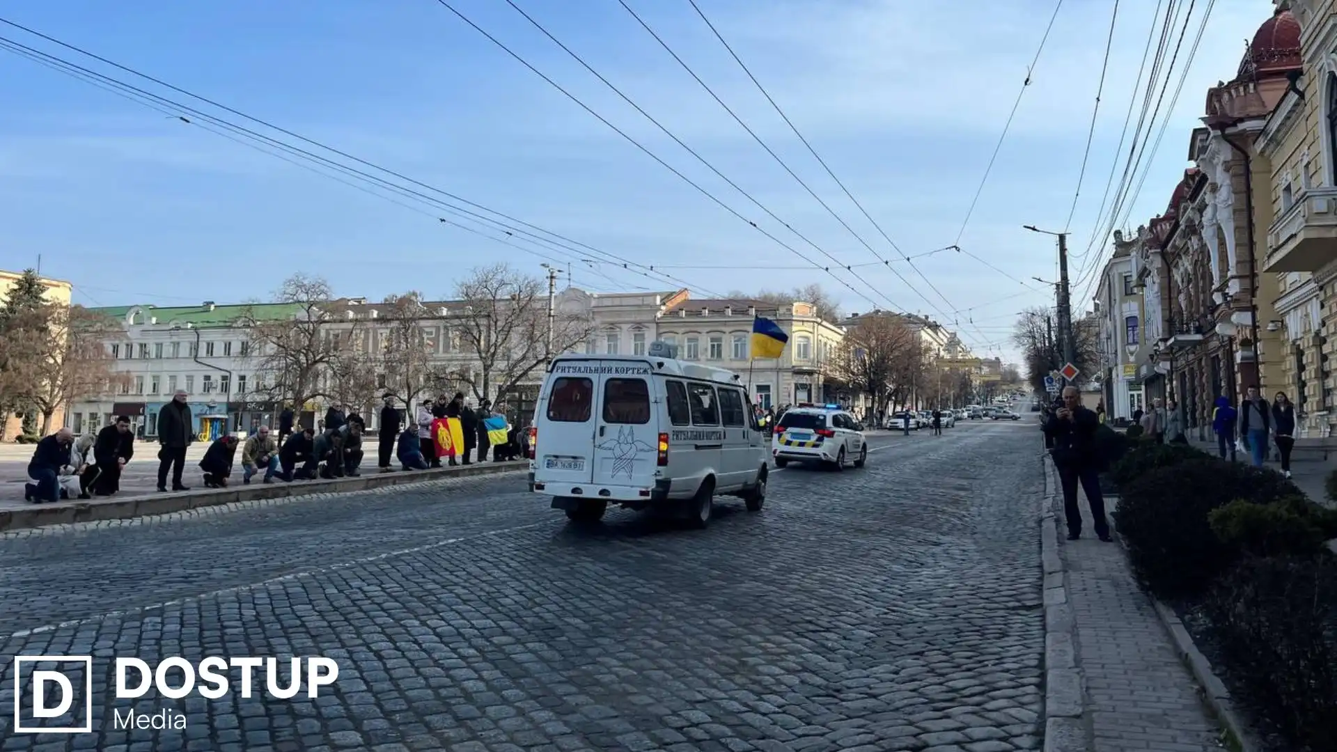 У Кропивницькому попрощалися з двома військовими: містом проїхав траурний кортеж