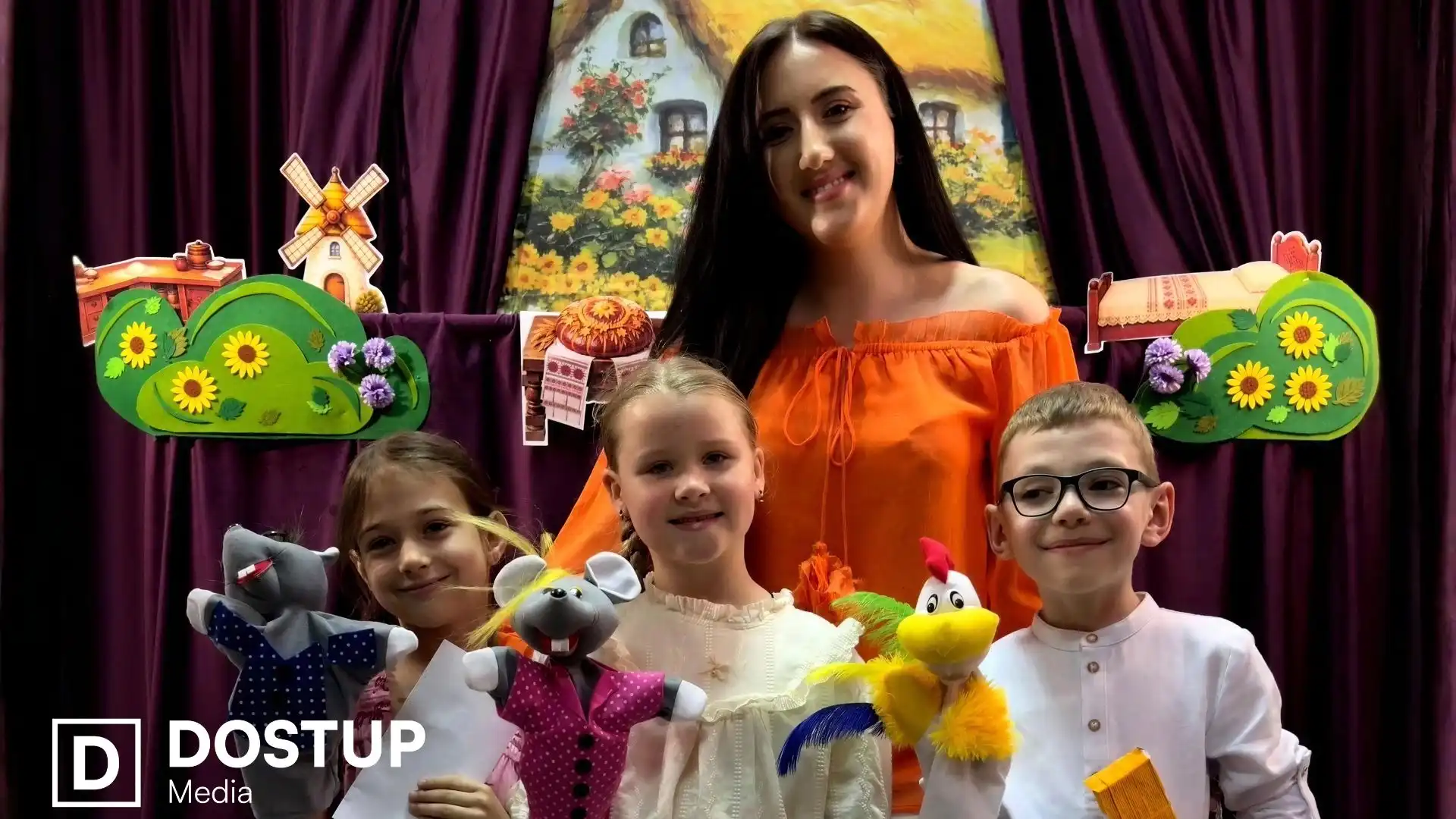 Для одних — сцена, для інших — терапія: як у Кропивницькому вчаться акторству в студії “Пульс”