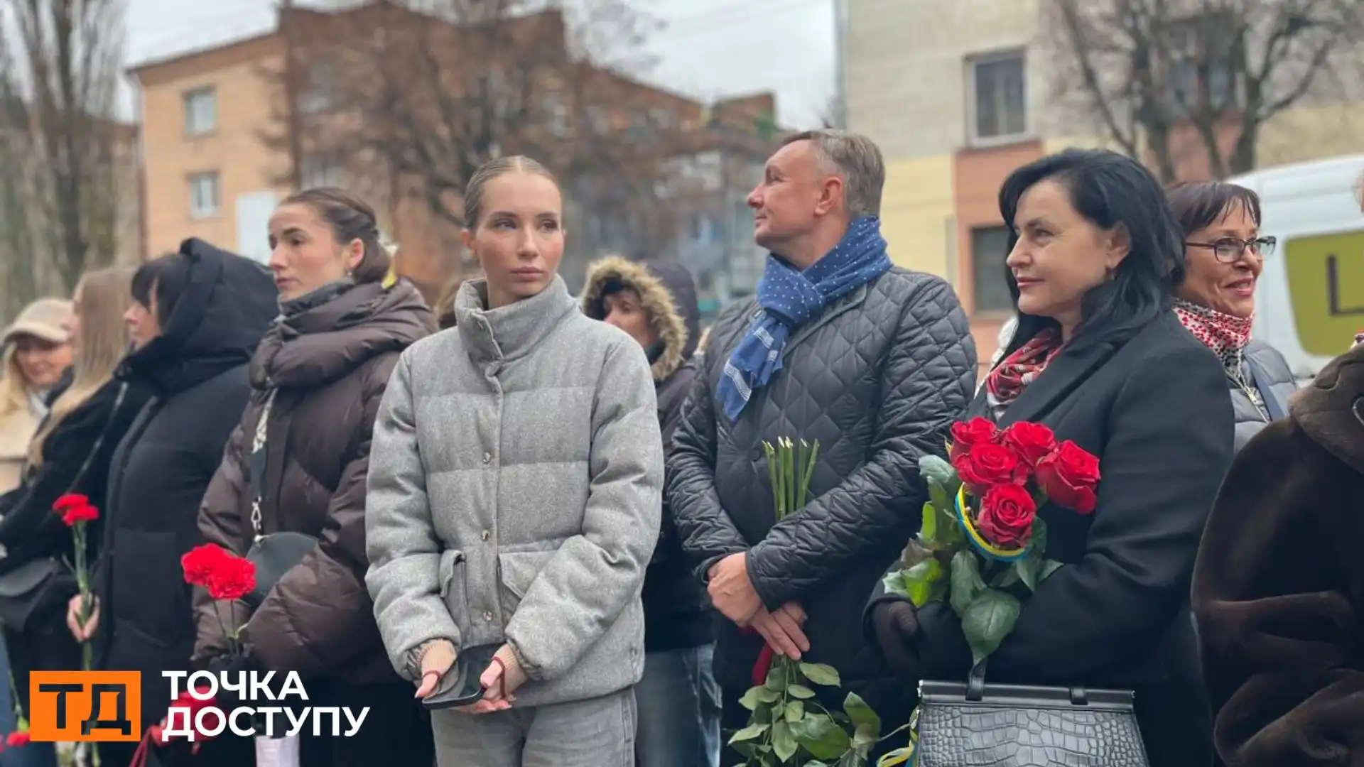 До 100-річчя з дня народження: пам’ятну дошку артисту Анатолію Кривохижі встановили у Кропивницькому