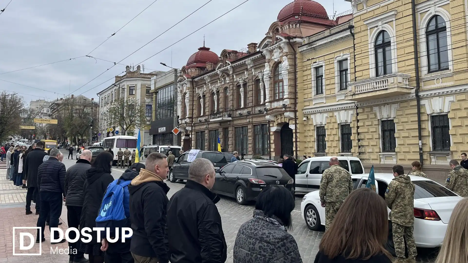 У Кропивницькому попрощалися з трьома захисниками, які загинули на війні
