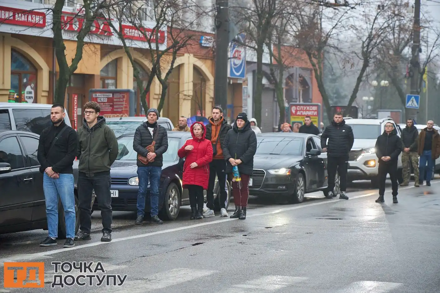 Кропивницький спільно вшанував пам’ять чотирьох полеглих оборонців під час чутливої та урочистої церемонії.