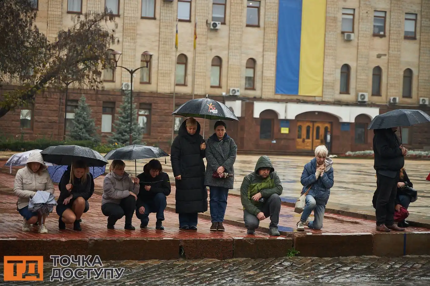 Прощання з чотирма захисниками у Кропивницькому стало важливою подією для міста.