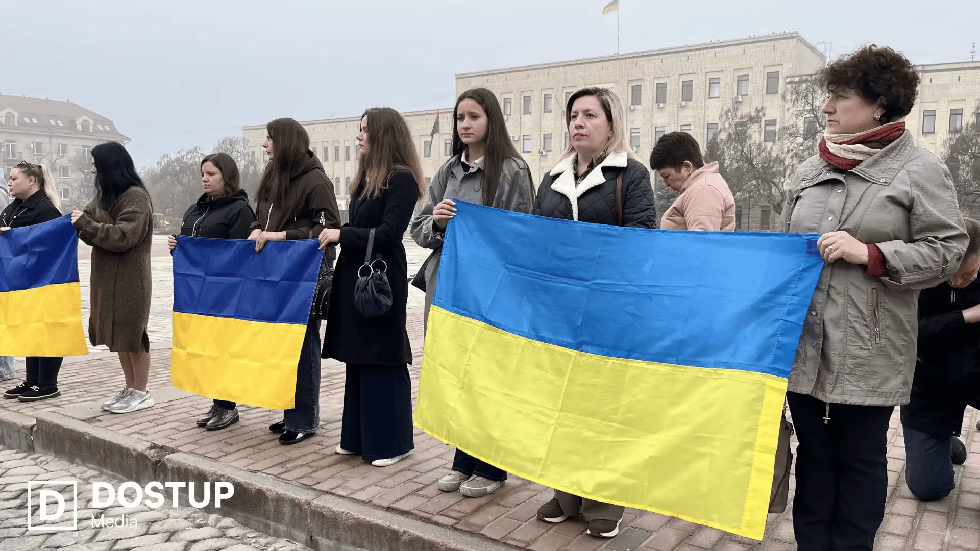 Небайдужі кропивничани віддають шану загиблим захисникам