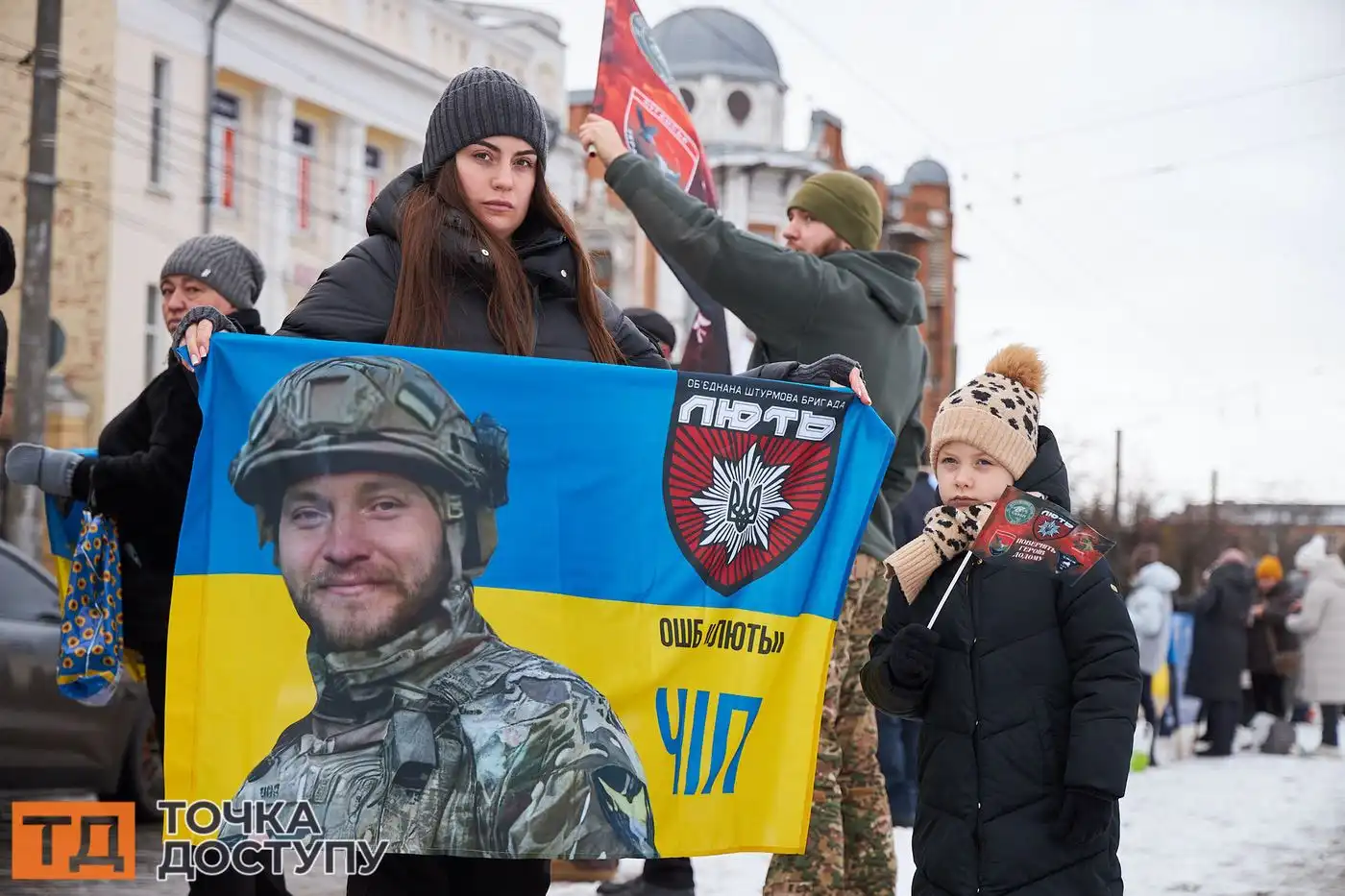 Сотня кропивничан прийшла на акцію підтримки військовополонених і зниклих безвісти.