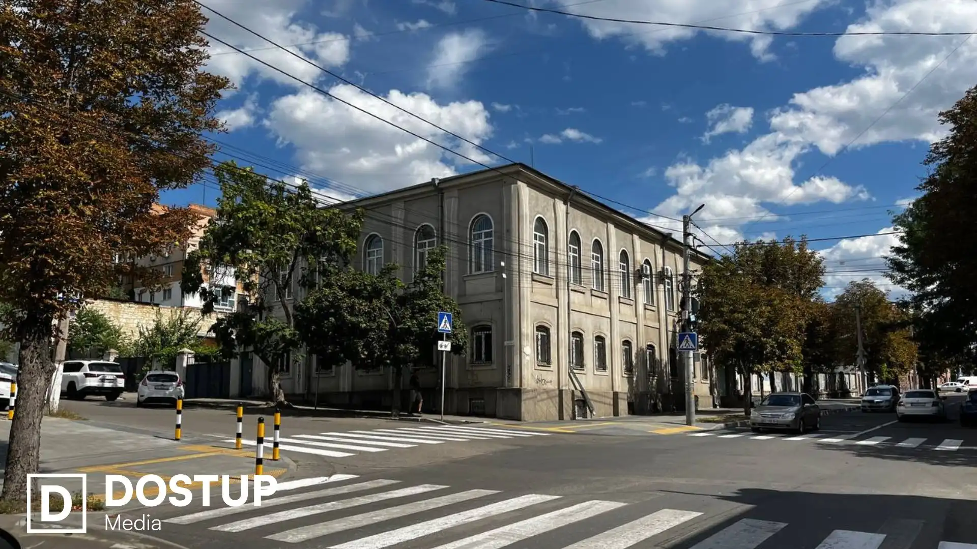 Водії скаржаться на зникнення дорожнього дзеркала на перехресті у Кропивницькому: чи повернуть його