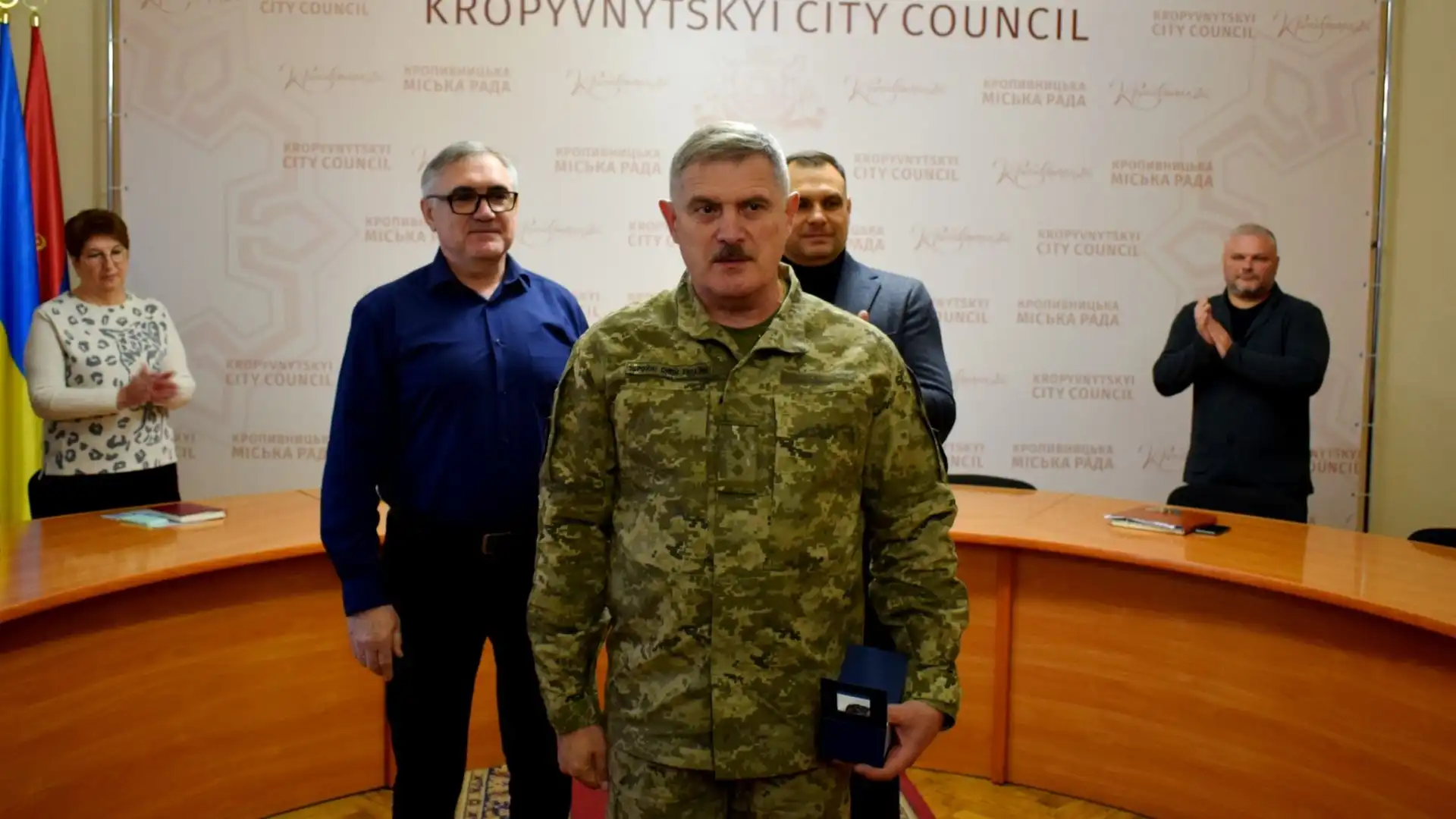 У Кропивницькому нагородили військовослужбовців до Дня захисників і захисниць України