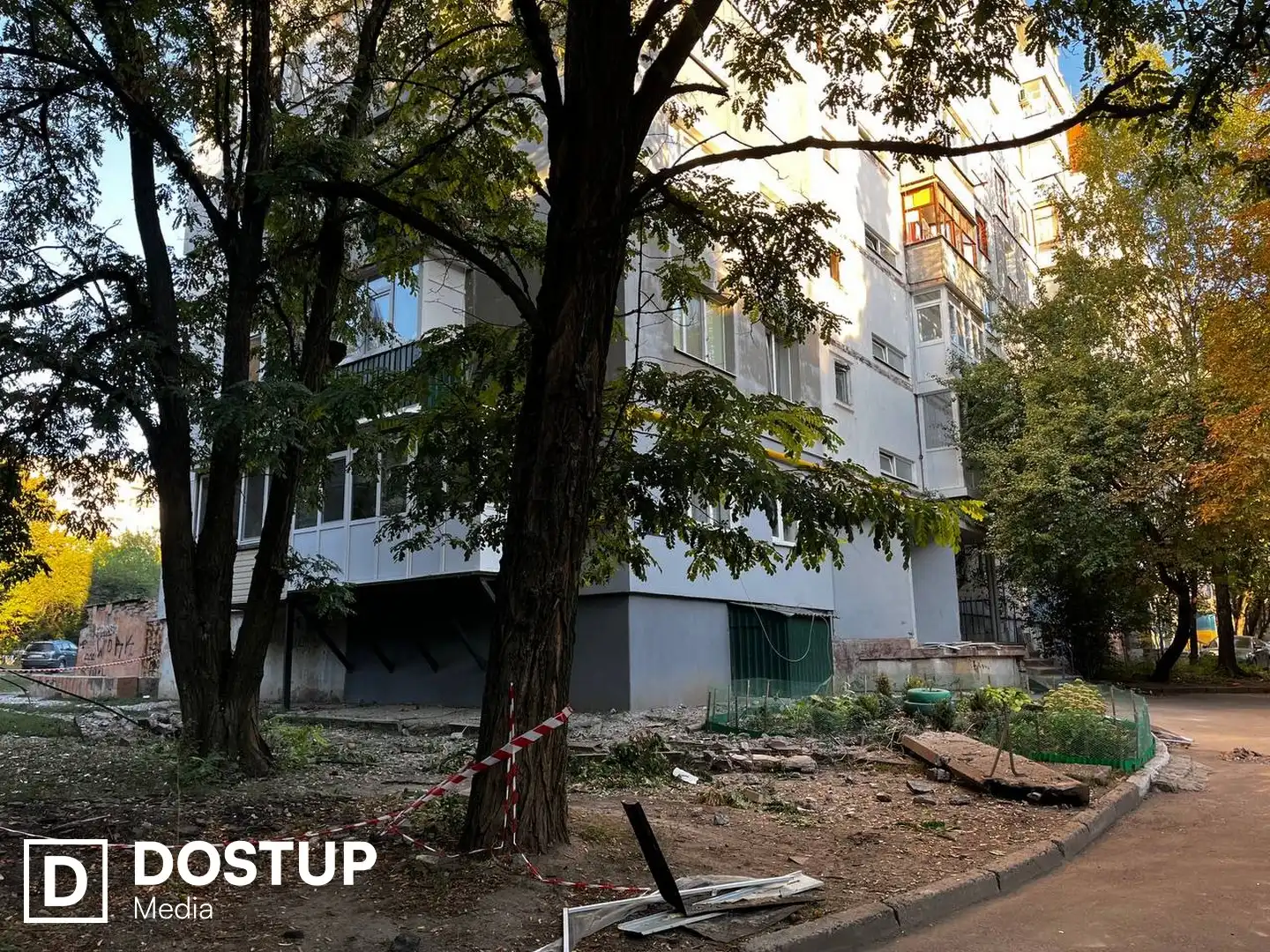 Двір у Кропивницькому, де дрон влучив у багатоповерхівку