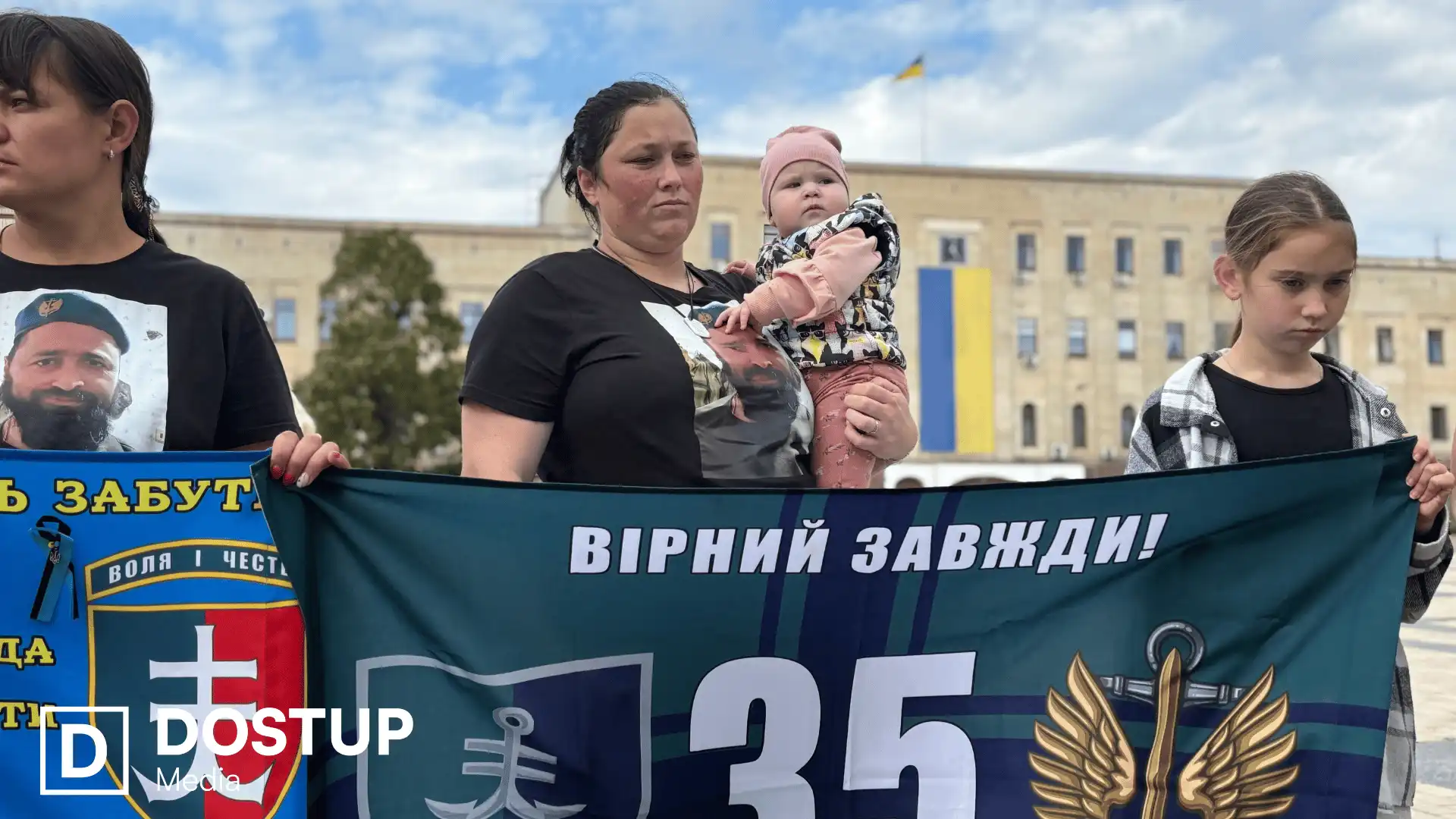 “Ми його чекаємо і будемо чекати”: у Кропивницькому відбулася акція на підтримку полонених і зниклих безвісти