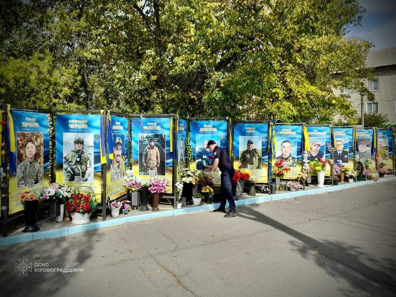 Вшанували пам'ять рятувальника Віктора Діденка зі Світловодська