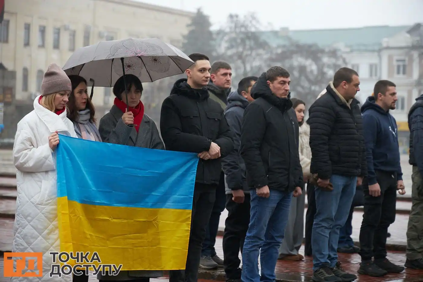 У центрі Кропивницького відбулося прощання з чотирма захисниками, які мужньо боронили державу.