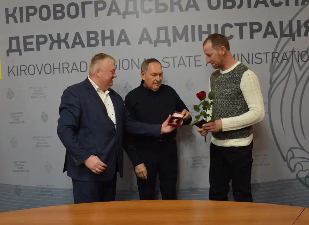 Енергетиків привітали з професійним святом у Кропивницькому