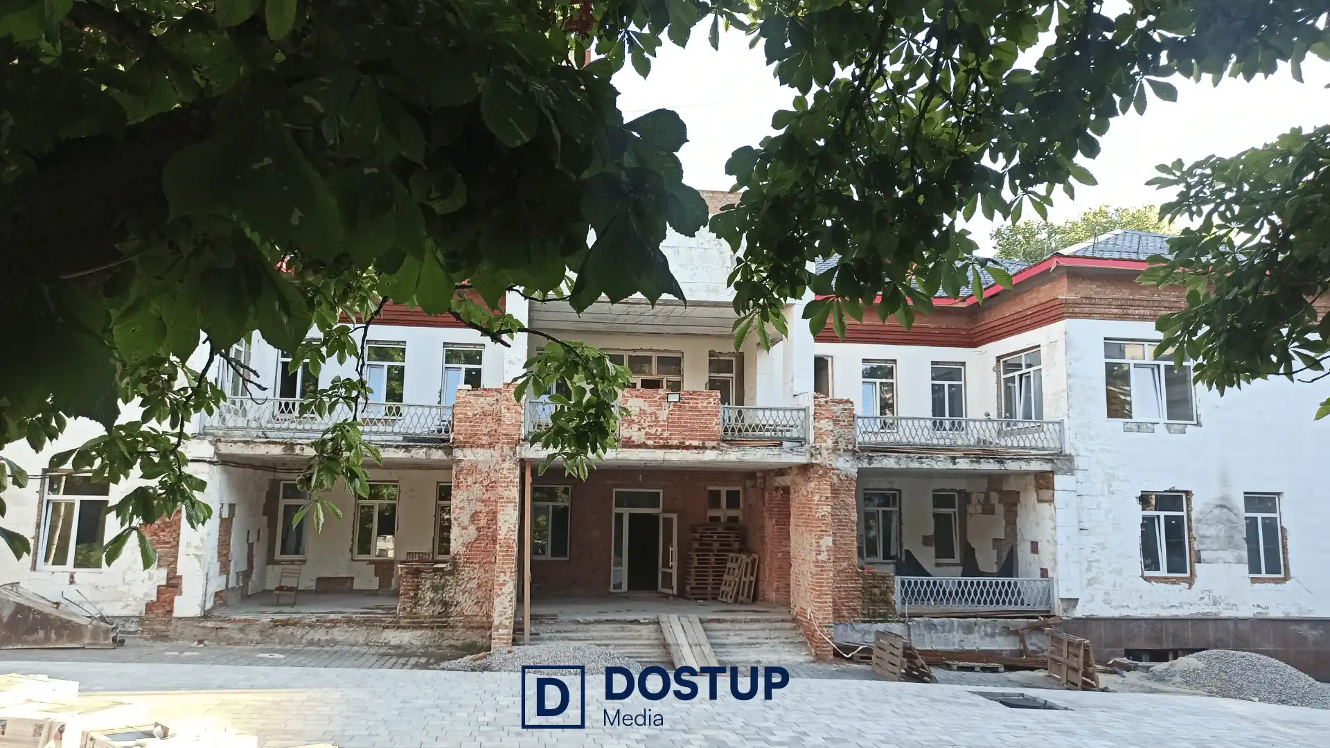 Чому ремонт стоматлікарні на Шевченка у Кропивницькому призупинили
