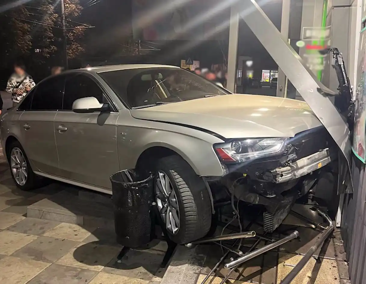 На вулиці Герoїв-рятувальників сталася ДТП