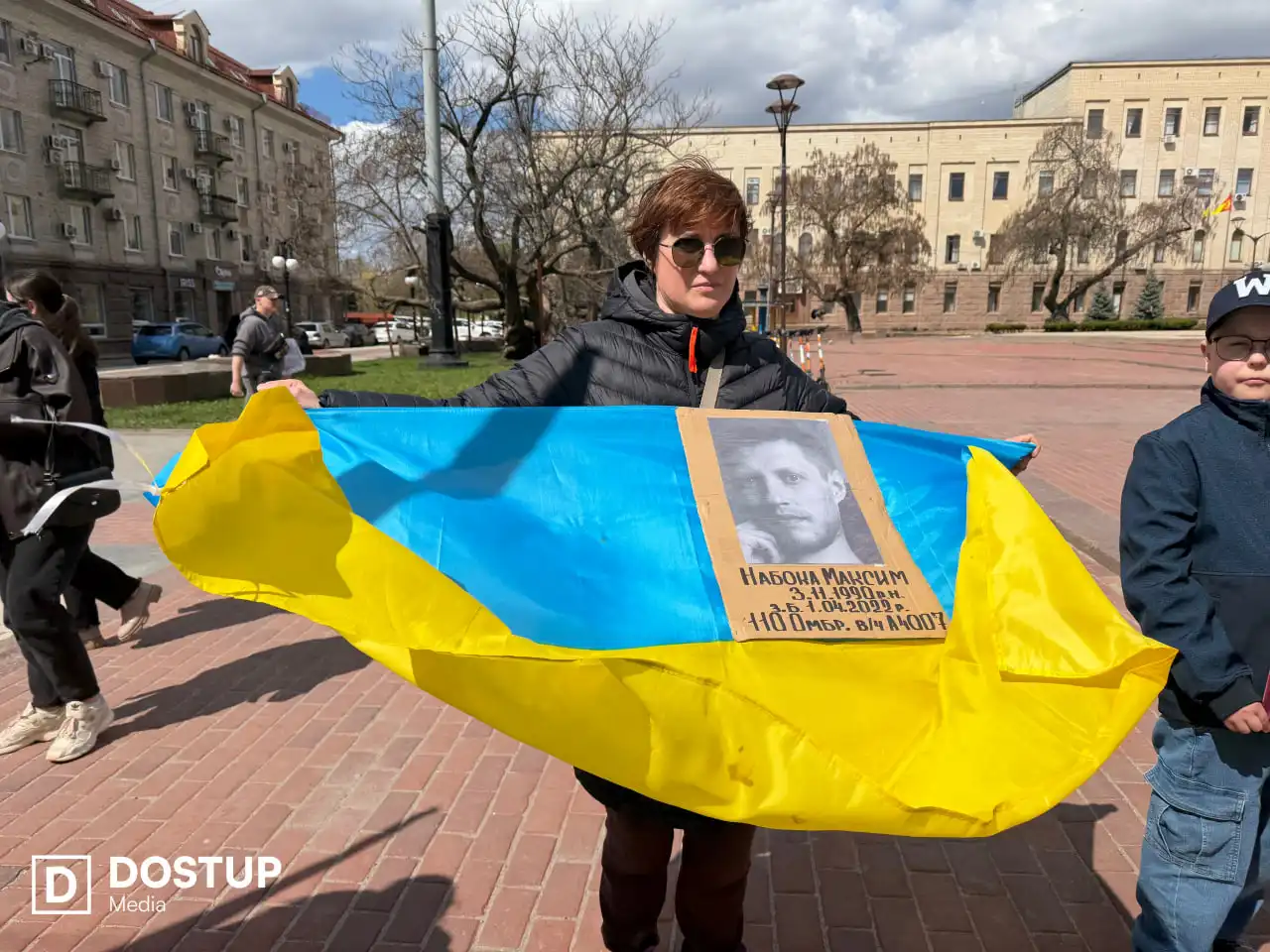 Наталія чекає з війни свого сина — Максима Набоку