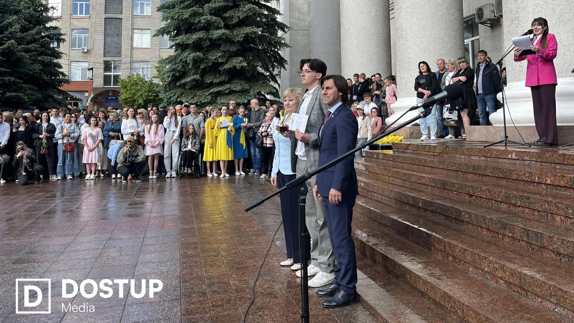 Фестиваль випускних вальсів відбувся у Кропивницькому (ФОТО)