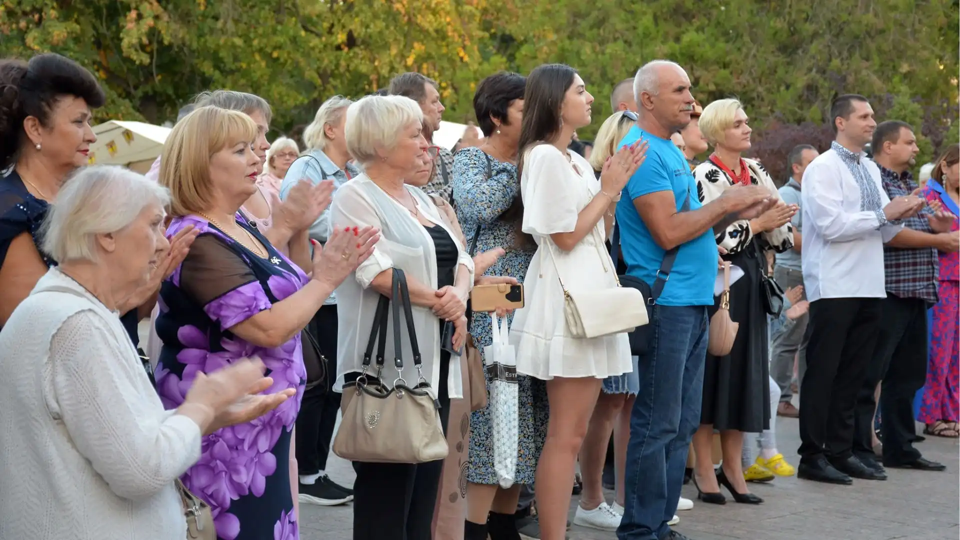 На Кіровоградщині стартував 55 театральний фестиваль “Вересневі самоцвіти”